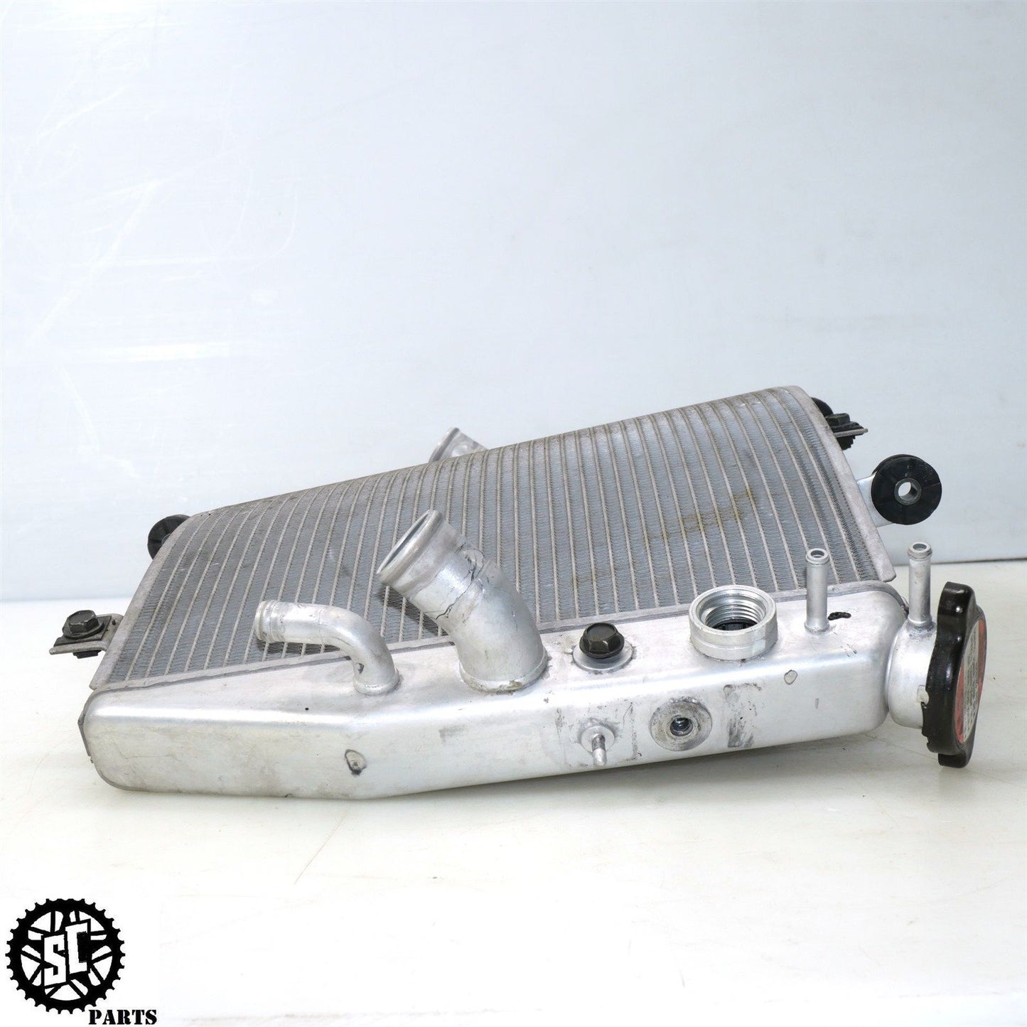 2004 2005 SUZUKI GSXR 600 RADIATOR 17710-29G00 S51