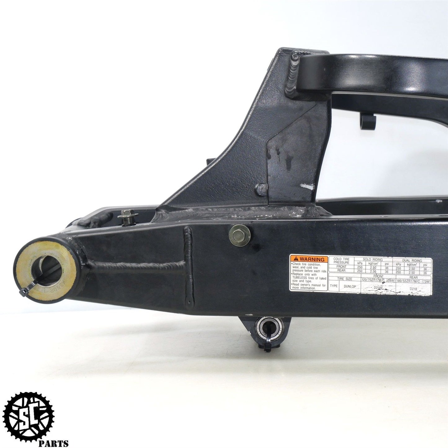 2004 2005 SUZUKI GSXR 600 SWINGARM S51