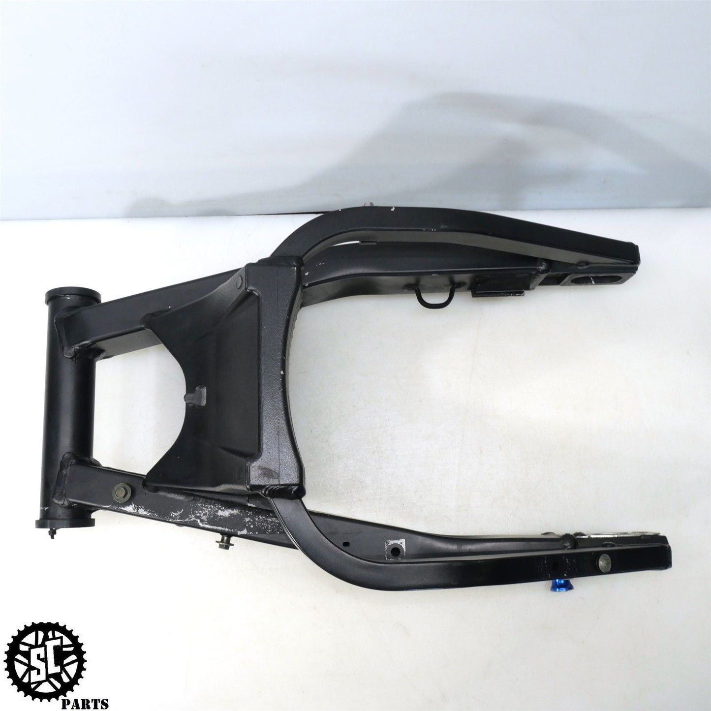 2004 2005 SUZUKI GSXR 600 SWINGARM S51