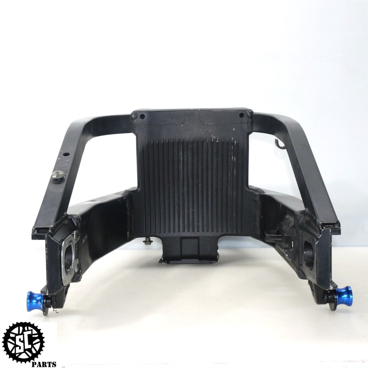 2004 2005 SUZUKI GSXR 600 SWINGARM S51