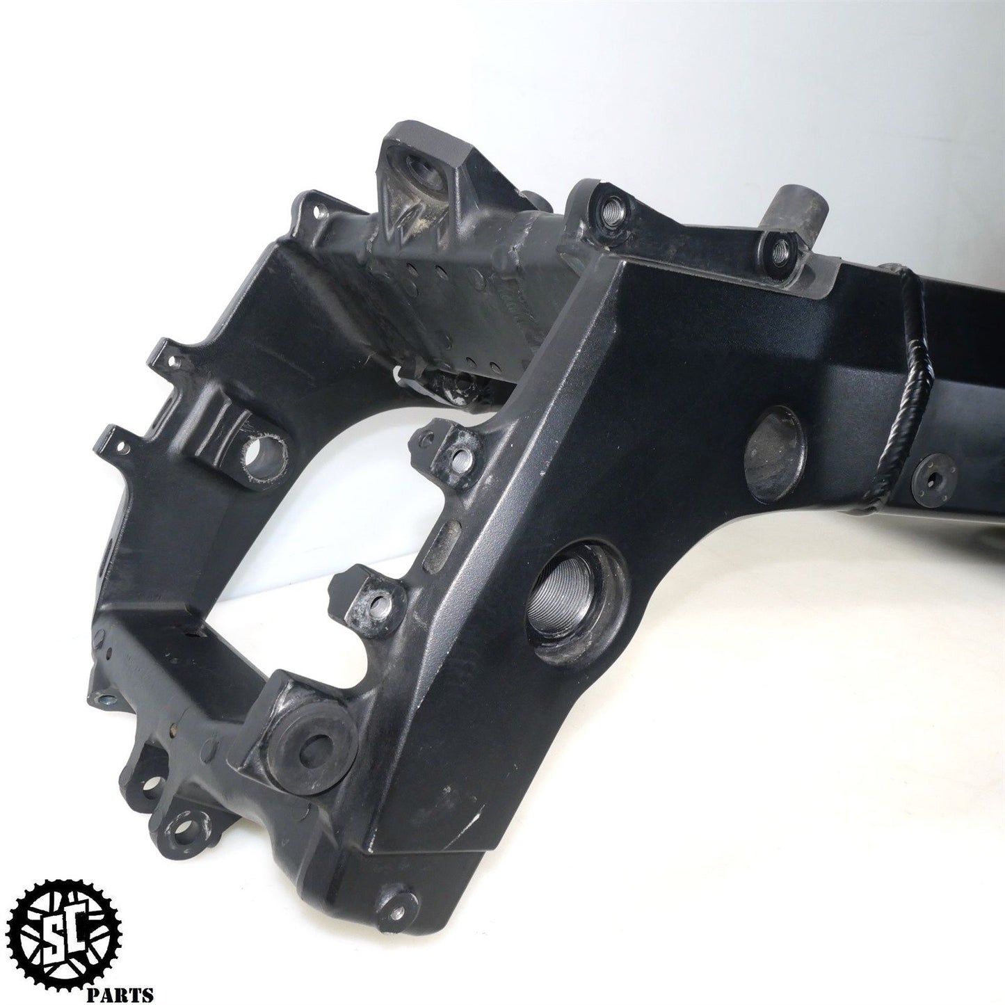 2004 2005 SUZUKI GSXR 600 FRAME CHASSIS *S* S51