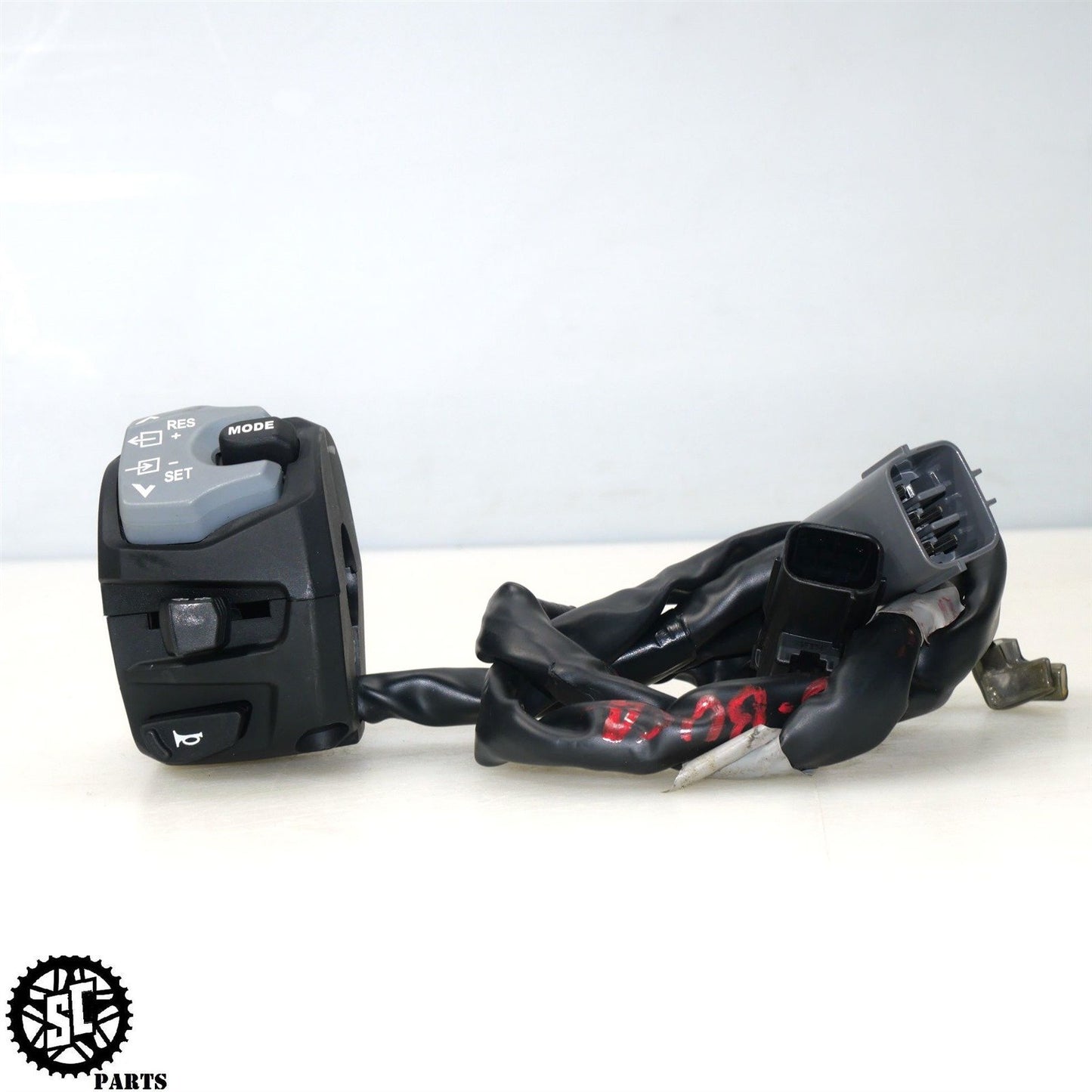 2022 2023 SUZUKI HAYABUSA LEFT CONTROL SWITCH 37400-10L00 S05