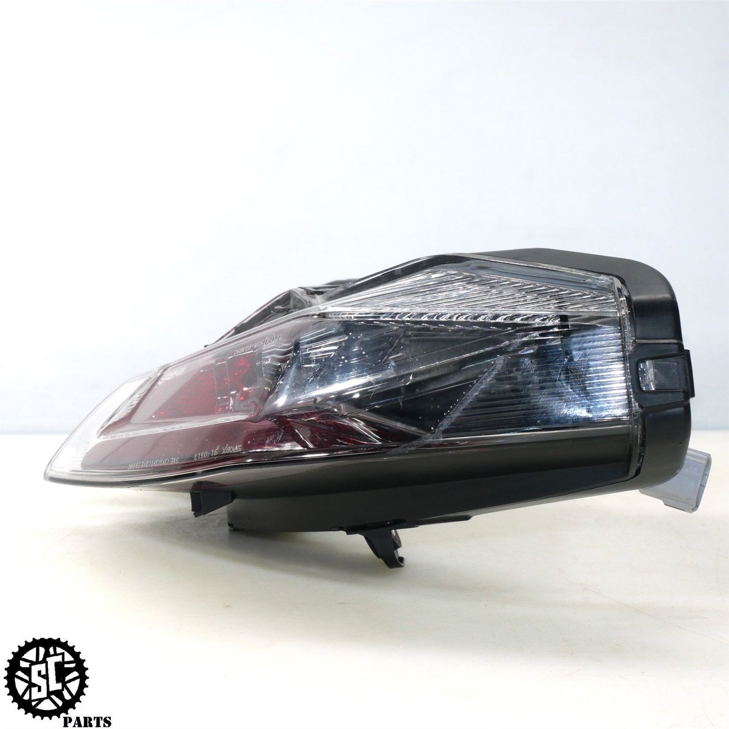 2022 2023 SUZUKI HAYABUSA REAR BRAKE TAIL LIGHT 35710-10L00 S05