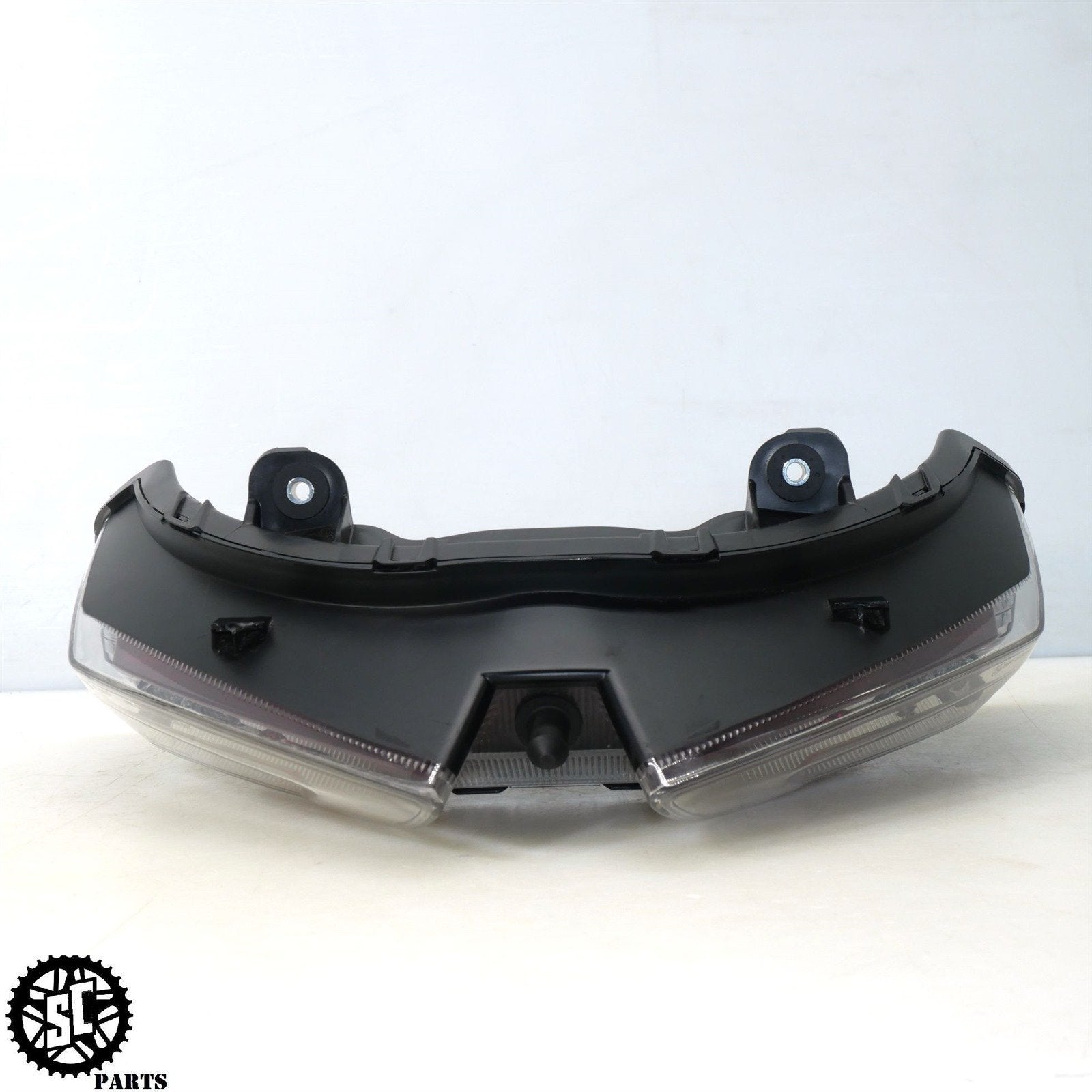 2022 2023 SUZUKI HAYABUSA REAR BRAKE TAIL LIGHT 35710-10L00