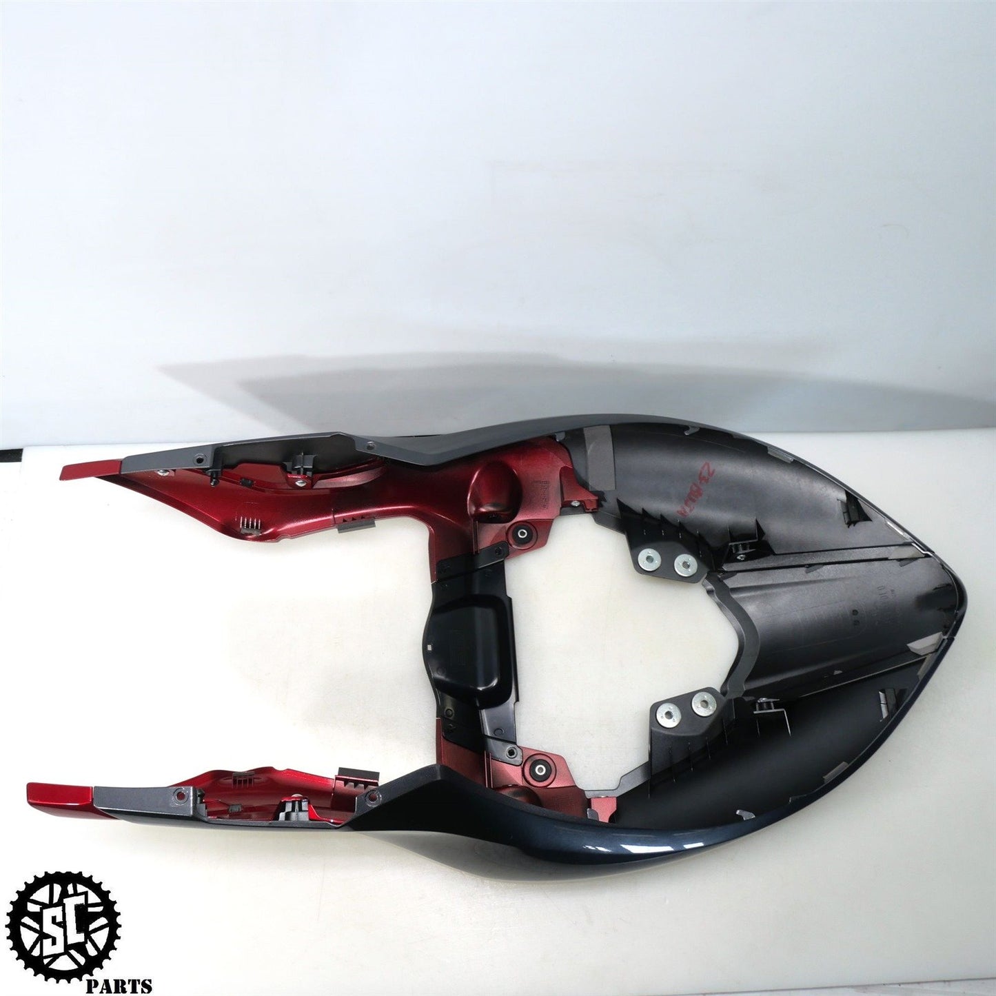 2022 2023 SUZUKI HAYABUSA REAR TAIL FAIRING S05 47411-10L0