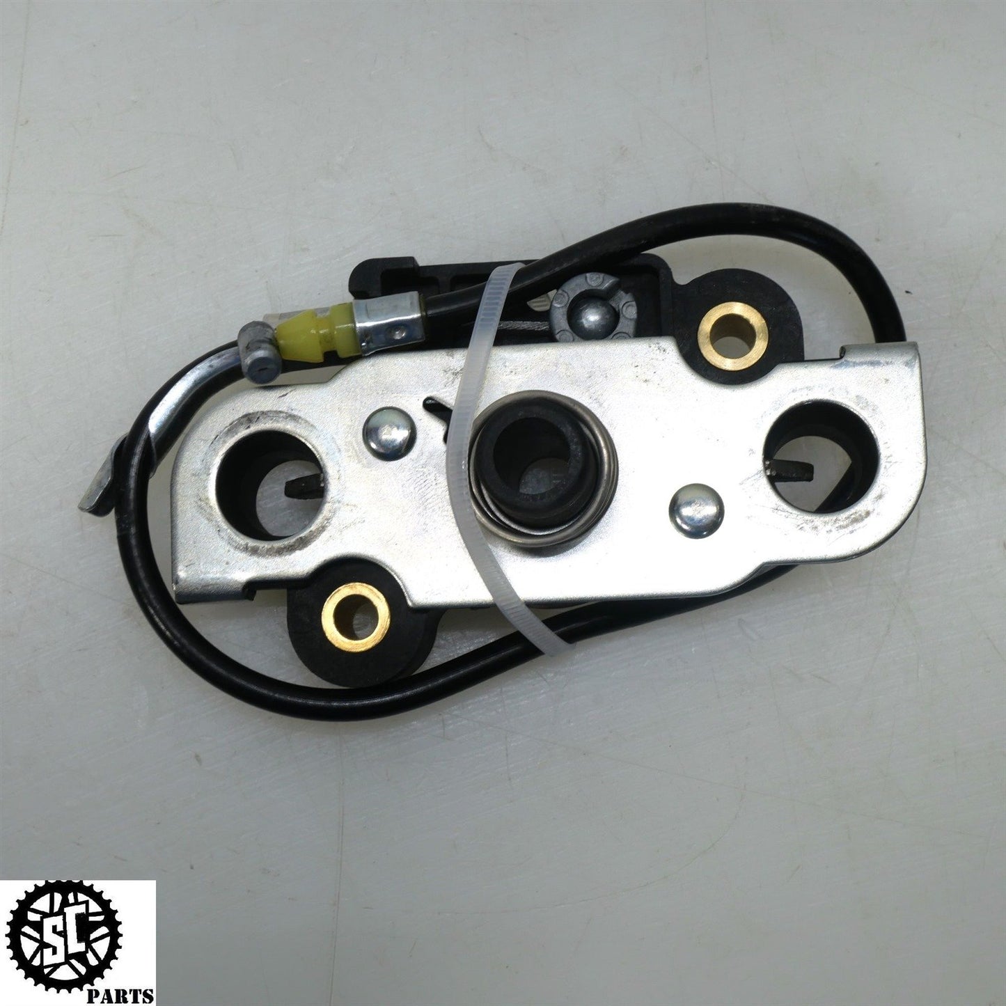 2022 22-24 SUZUKI HAYABUSA REAR SEAT LATCH CABLE 45220-15H00 45280-26F00 S16