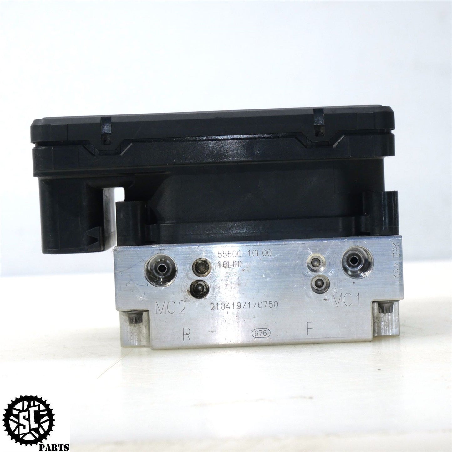 2022 22-24 SUZUKI HAYABUSA ABS PUMP BRAKE MODULE 55610-10L00 S16