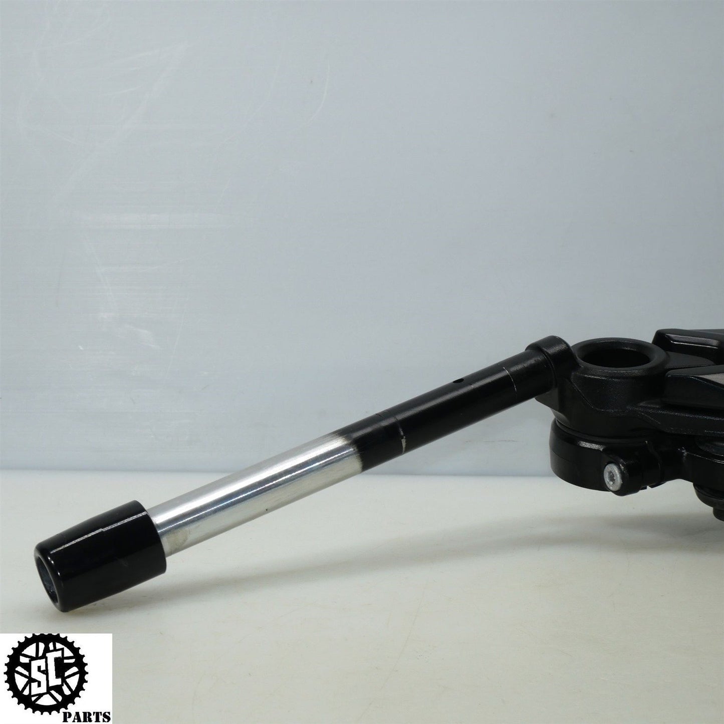 2022 22-24 SUZUKI HAYABUSA UPPER TRIPLE TREE CLIP ON LEFT RIGHT S16