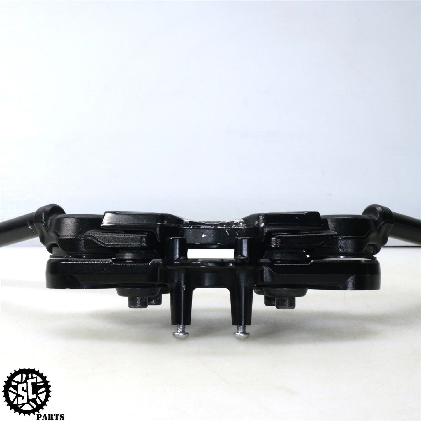 2022 22-24 SUZUKI HAYABUSA UPPER TRIPLE TREE CLIP ON LEFT RIGHT S16