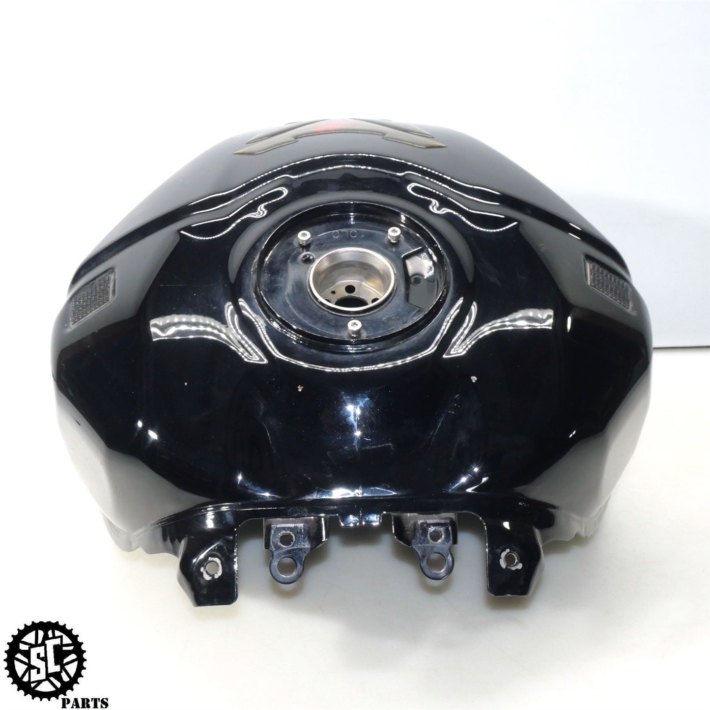 2022 22-24 SUZUKI HAYABUSA FUEL GAS TANK S16