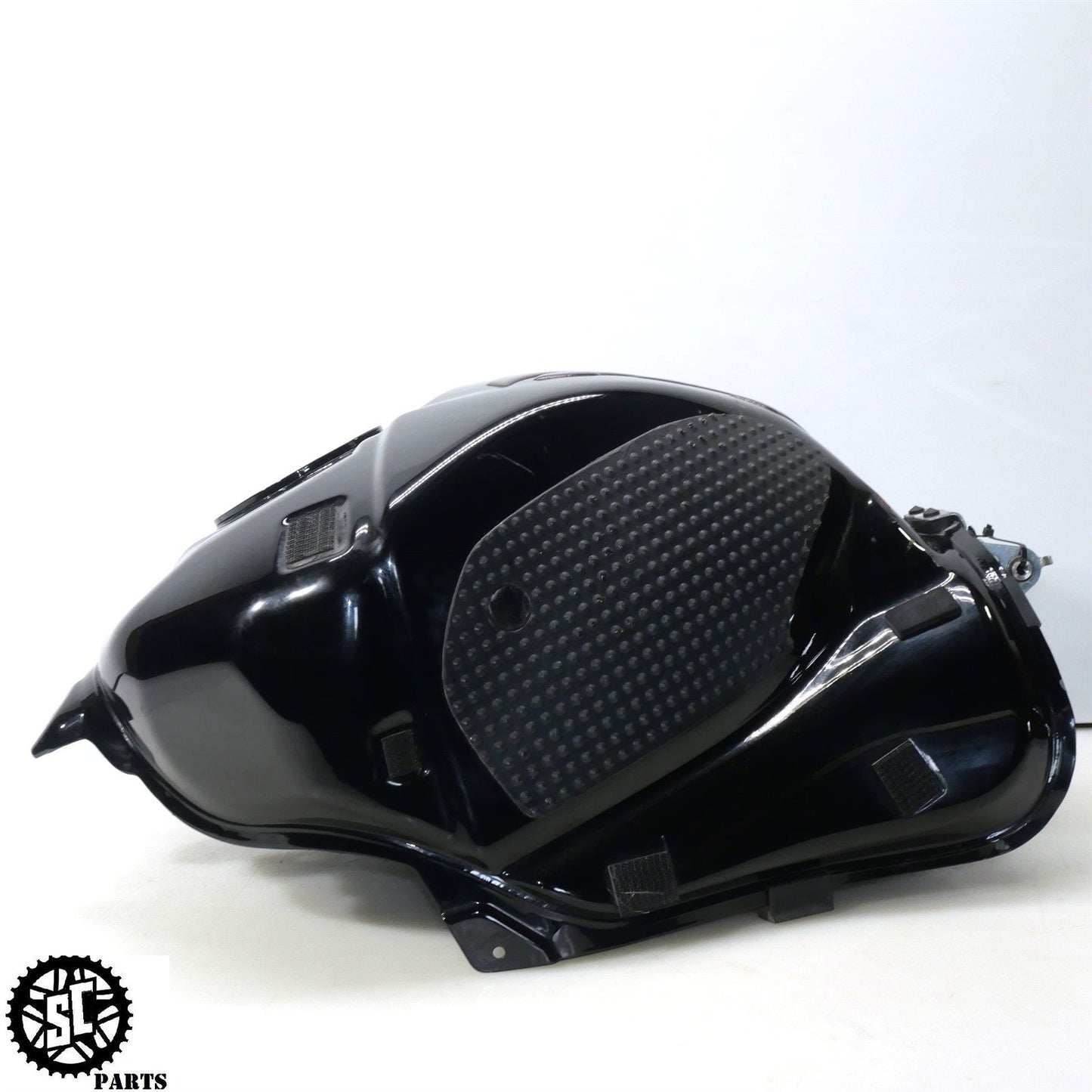 2022 22-24 SUZUKI HAYABUSA FUEL GAS TANK S16