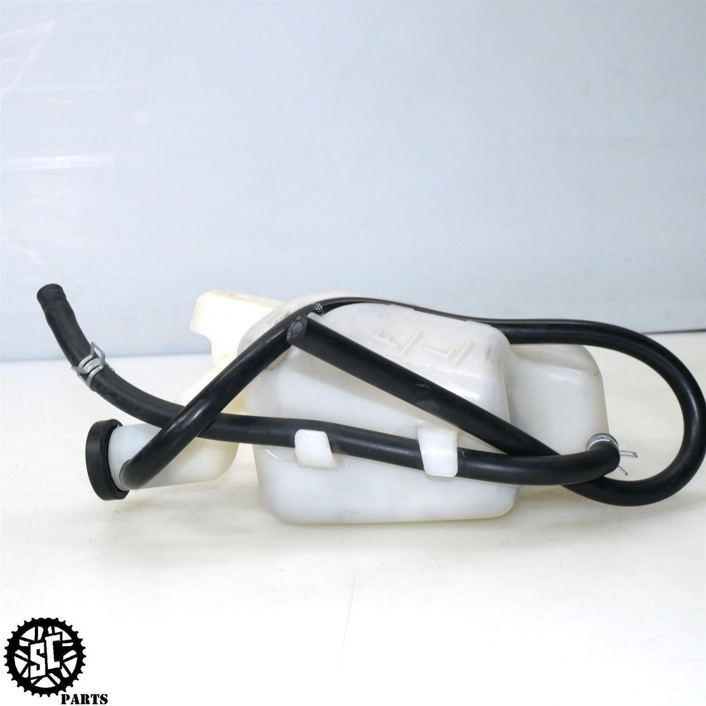 2022 22-24 SUZUKI HAYABUSA COOLANT OVERFLOW TANK RESERVOIR 17910-10L00 S16