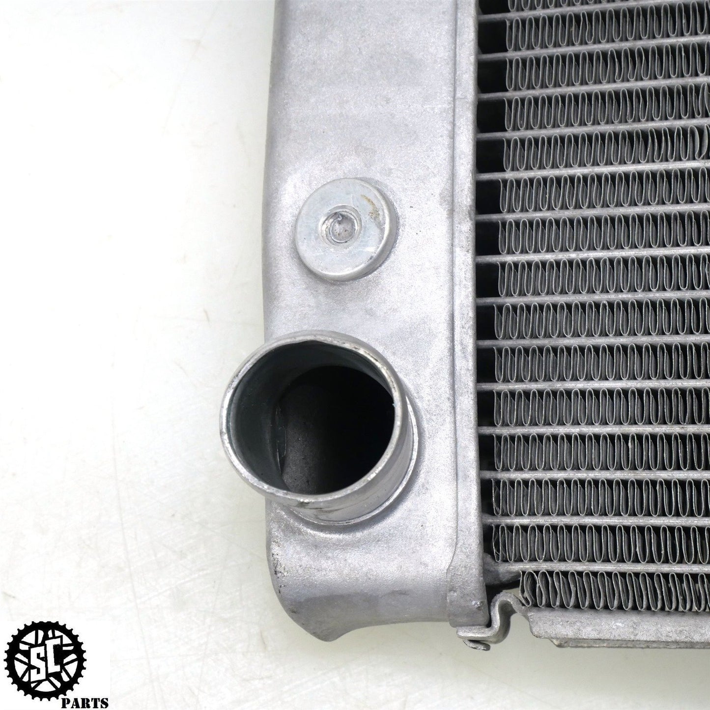 2022 22-24 SUZUKI HAYABUSA RADIATOR 17710-10L00 S16
