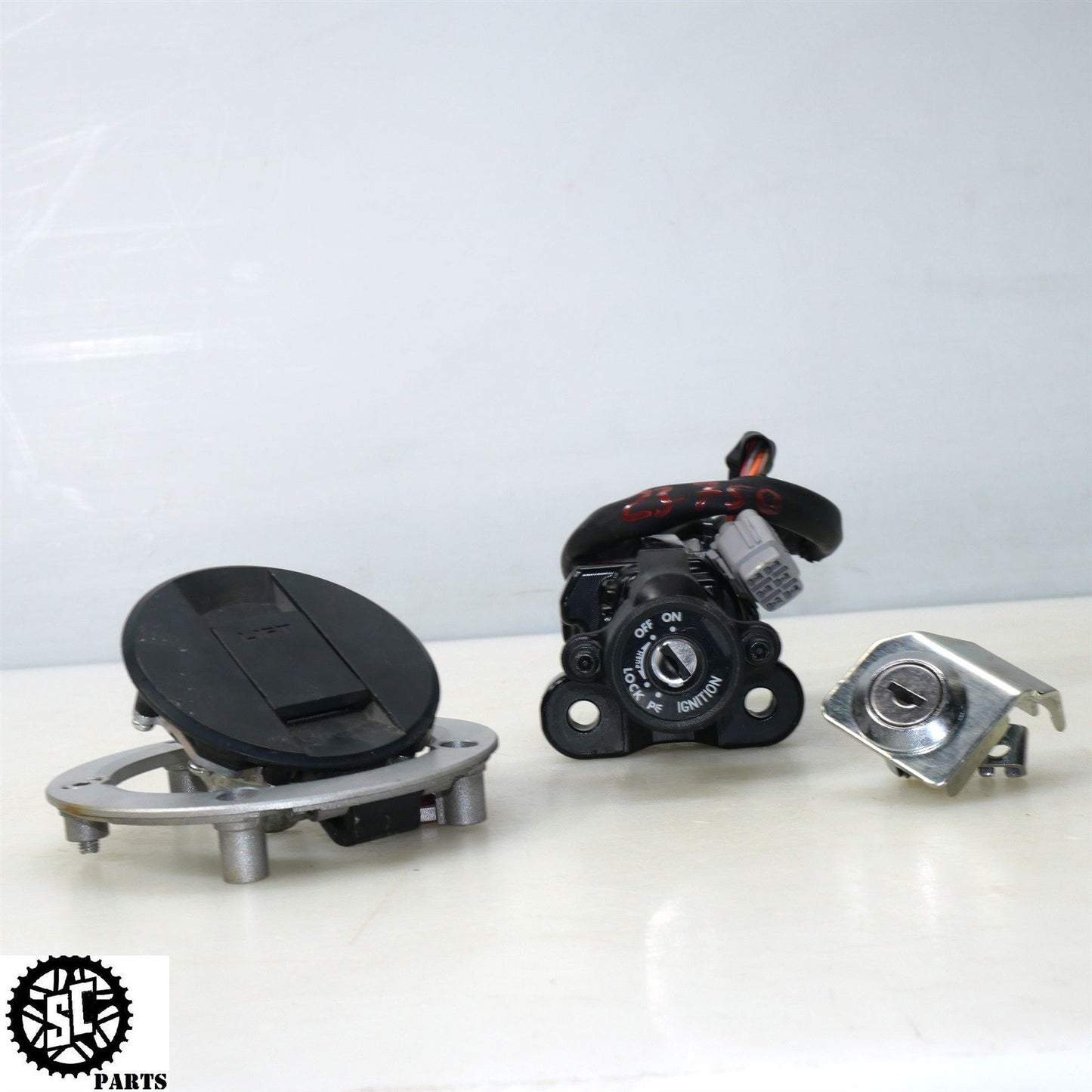 2023 11-24 SUZUKI GSXR 600 750 LOCK SET IGNITION SWITCH S17