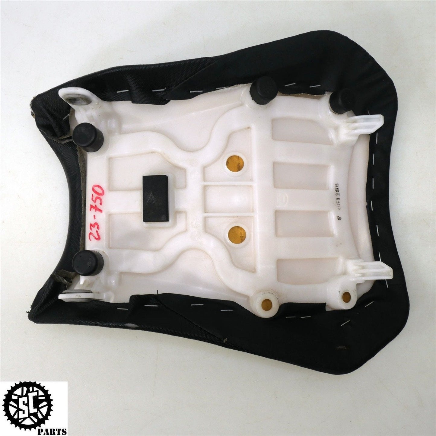 2023 11-24 SUZUKI GSXR 600 750 FRONT SEAT S17