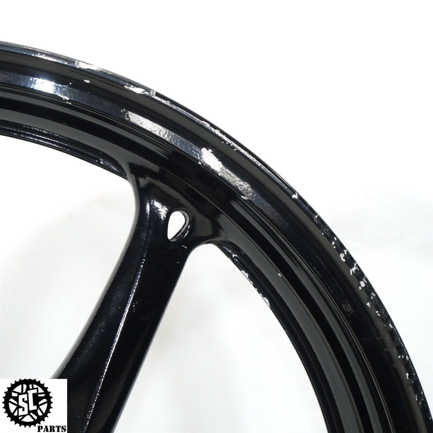 2023 11-24 SUZUKI GSXR 600 750 FRONT WHEEL RIM BENT S17