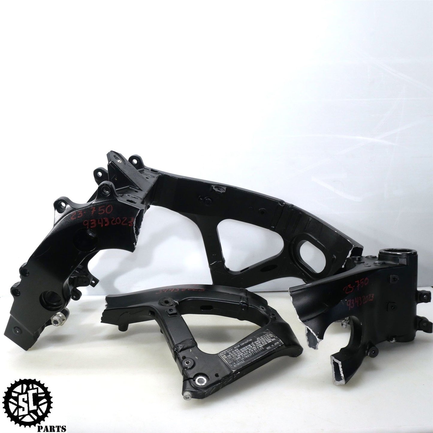 2023 11-24 SUZUKI GSXR 600 750 FRAME CHASSIS *S* S17