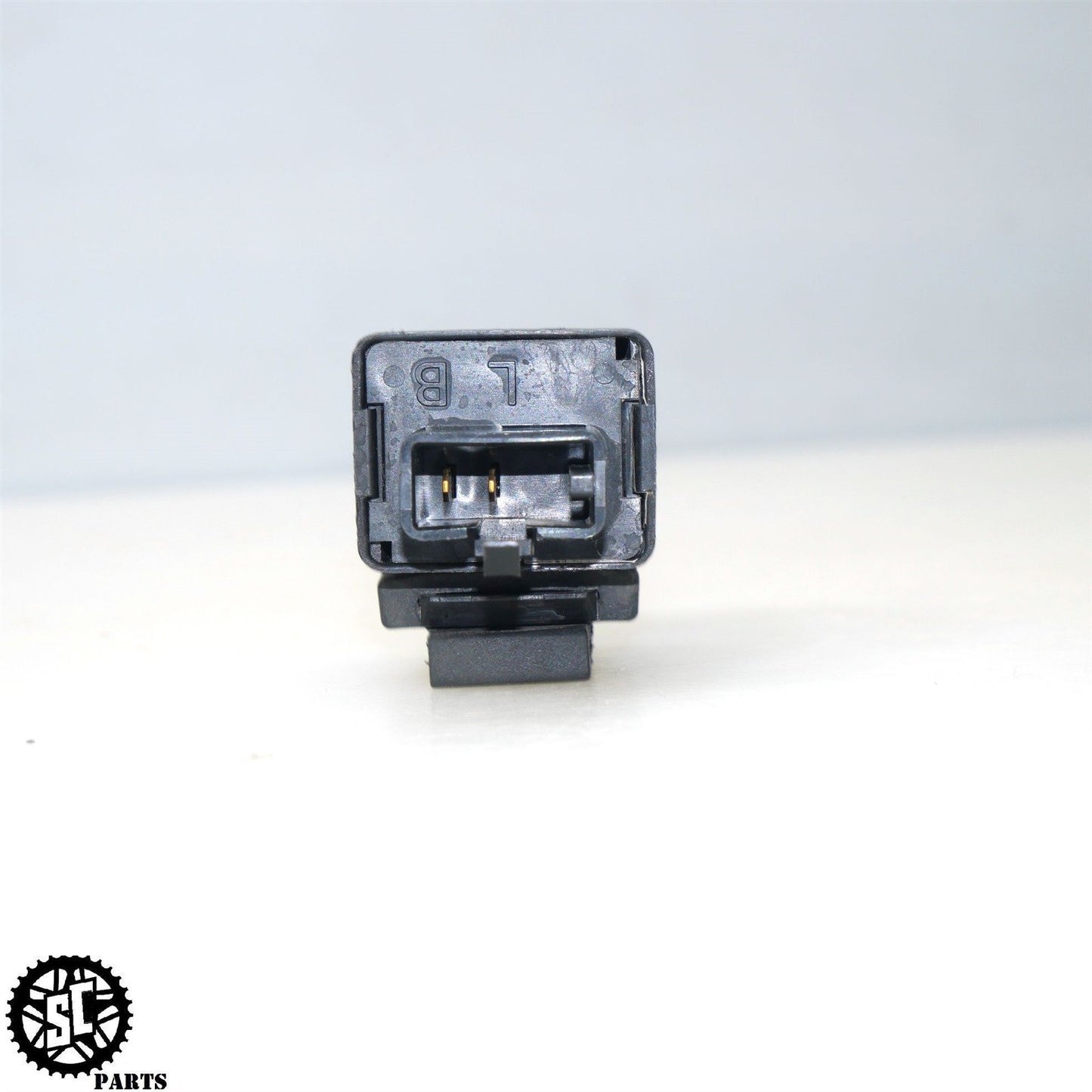 2007-2008 YAMAHA YZF R1 FLASHER RELAY FE246BS Y22