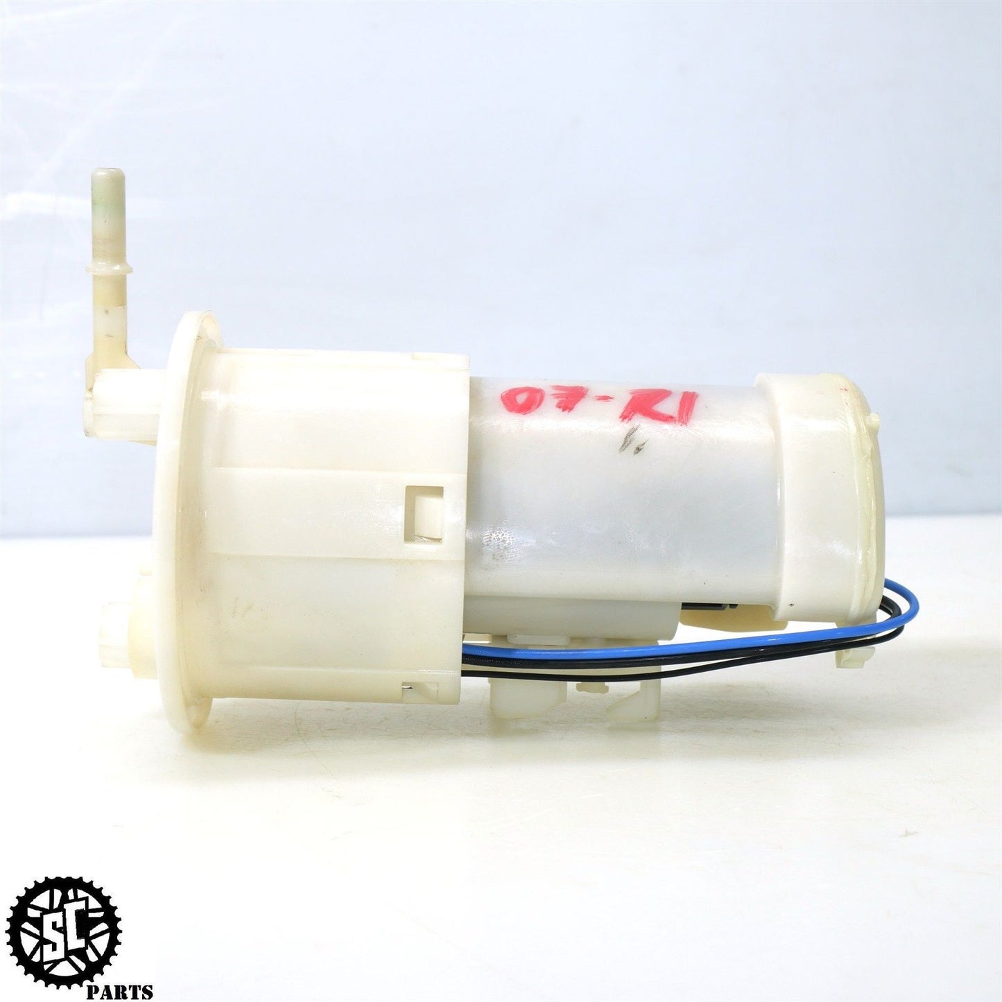 2007-2008 YAMAHA YZF R1 FUEL PUMP 4C8-13907-00-00 Y22