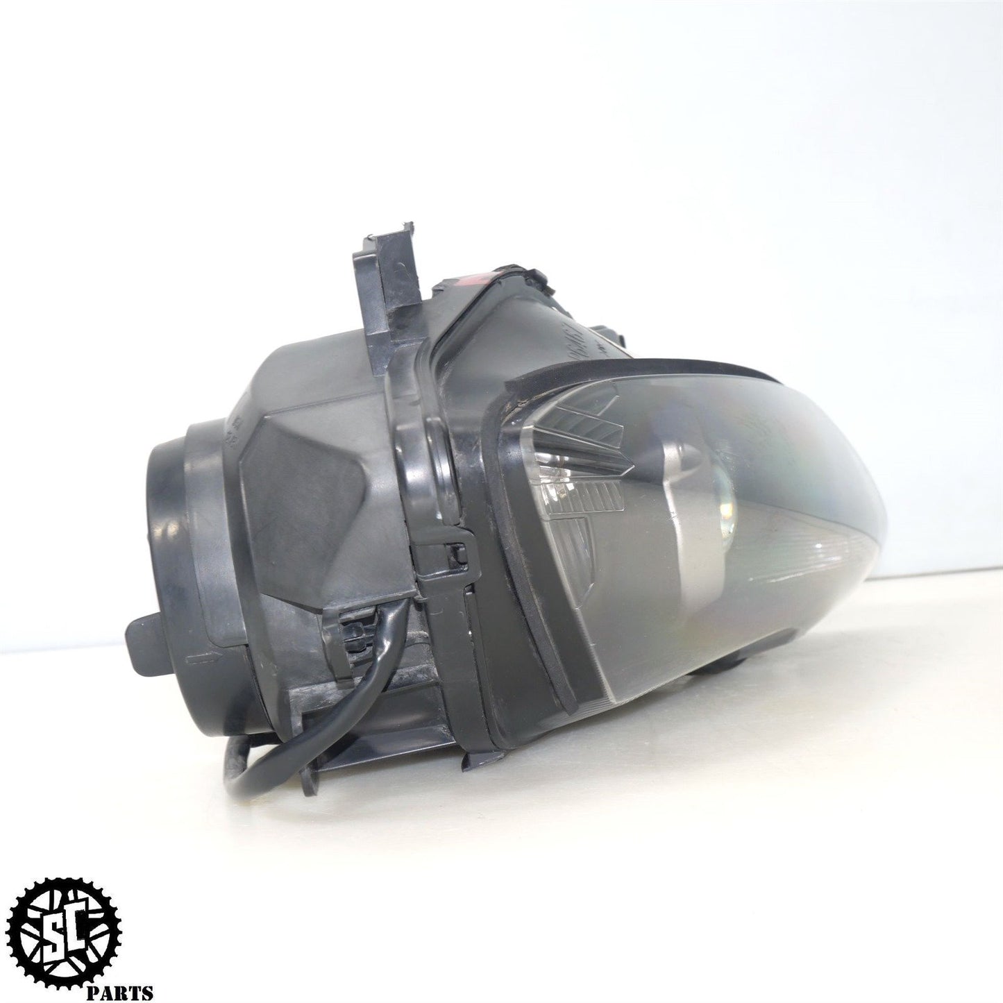 2007-2008 YAMAHA YZF R1 RIGHT HEADLIGHT Y22