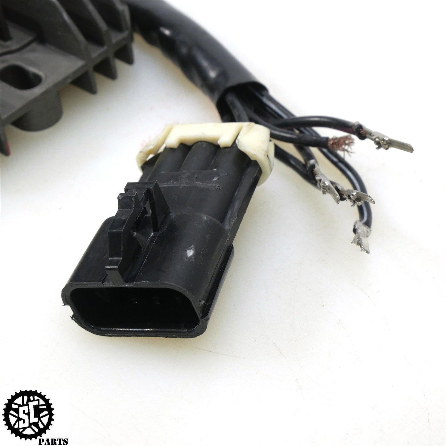 2007 2008 SUZUKI GSXR 1000 RECTIFIER VOLTAGE REGULATOR 32800-21H00 S72