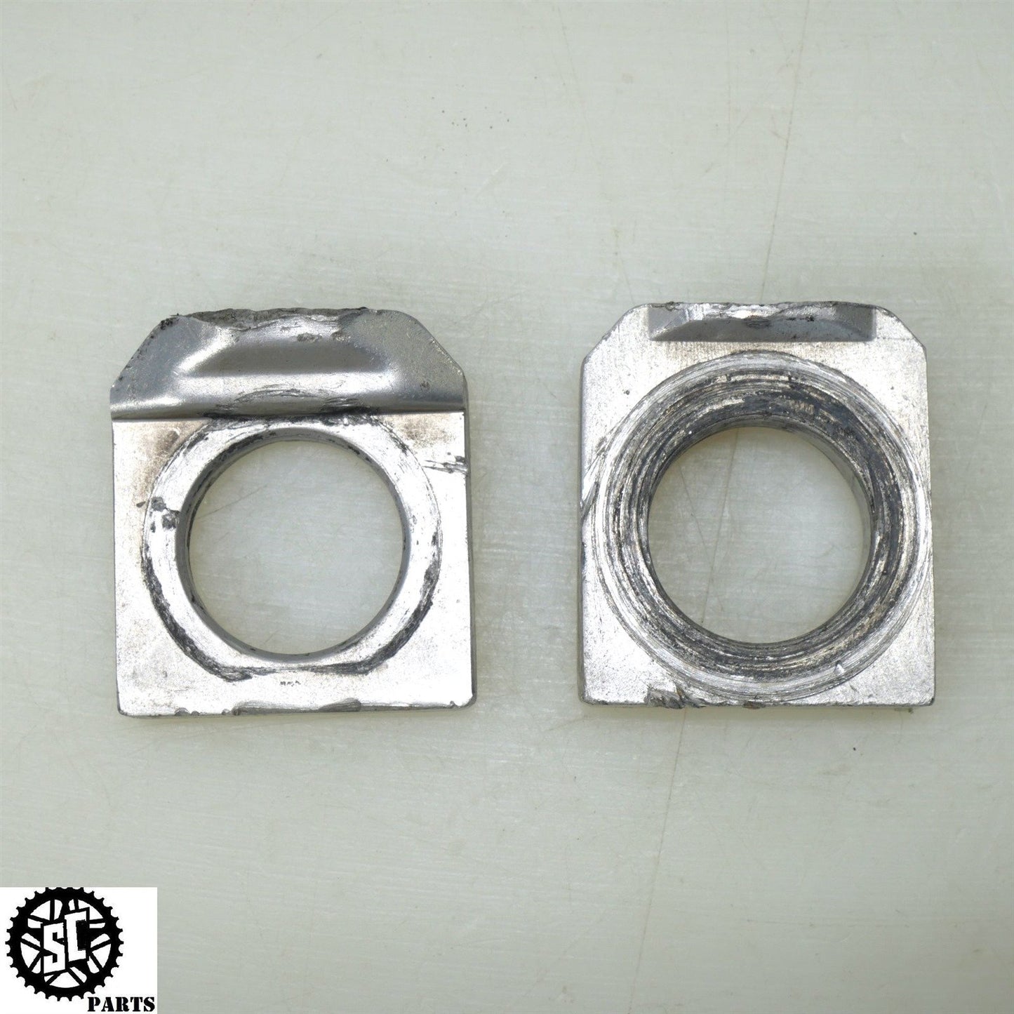 2007 2008 SUZUKI GSXR 1000 REAR SWINGARM AXLE BLOCKS CHAIN ADJUSTER S72