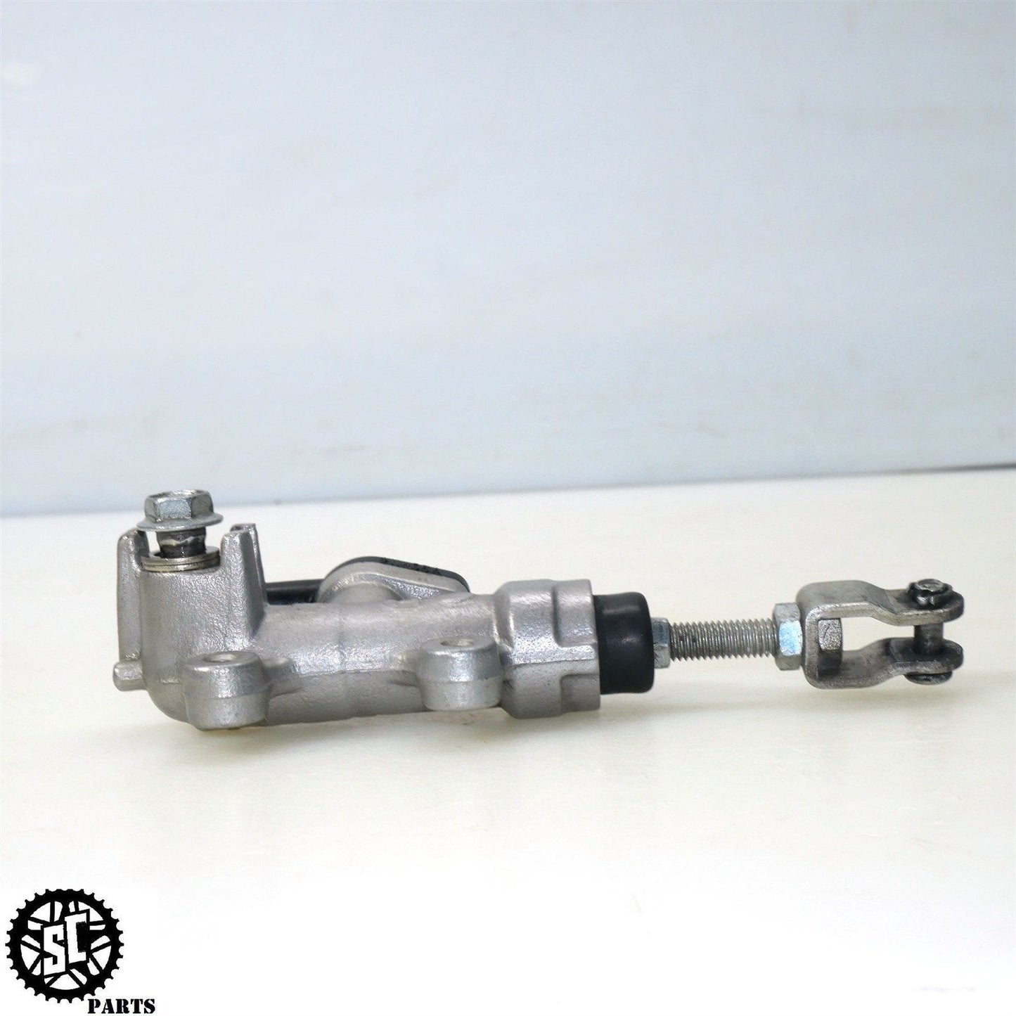 2007 2008 SUZUKI GSXR 1000 REAR BRAKE MASTER CYLINDER S72