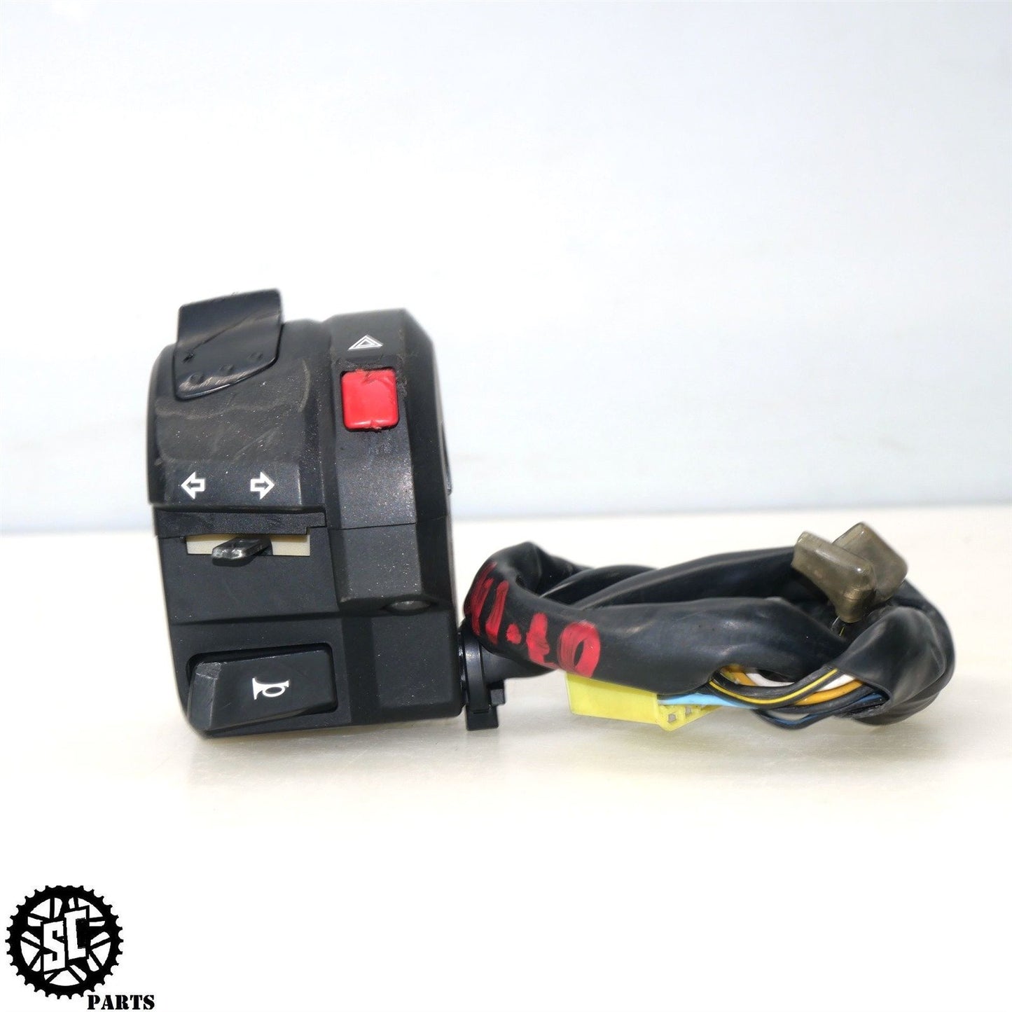 2007 2008 SUZUKI GSXR 1000 LEFT CONTROL SWITCH 37400-21H12 S72