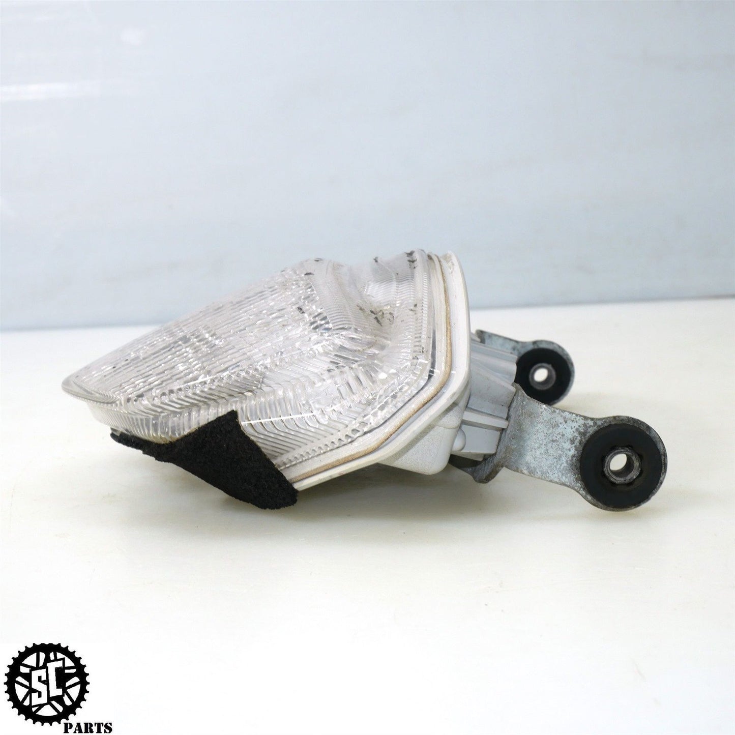 2007 2008 SUZUKI GSXR 1000 REAR BRAKE TAIL LIGHT S72