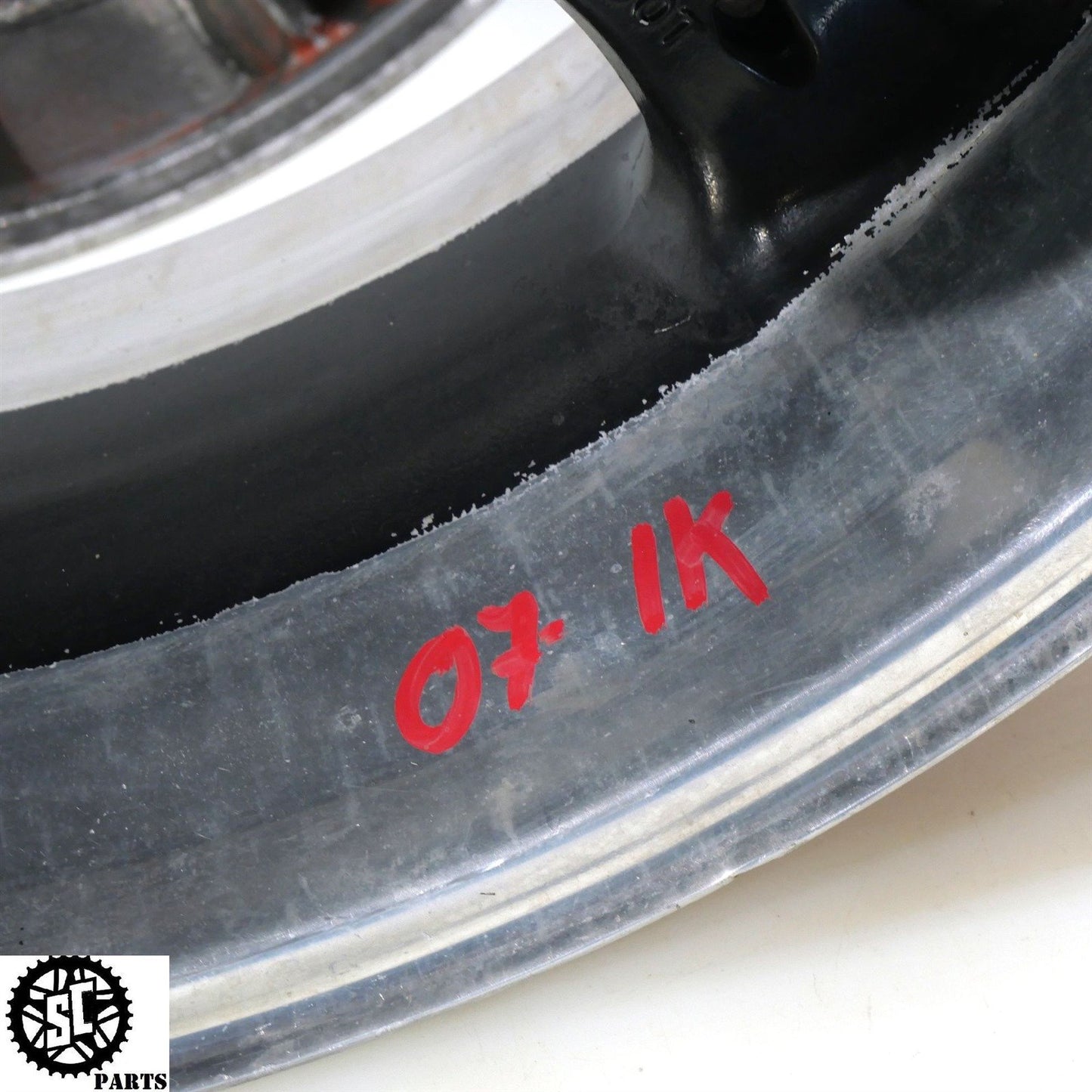 2007 2008 SUZUKI GSXR 1000 REAR WHEEL RIM SB S72