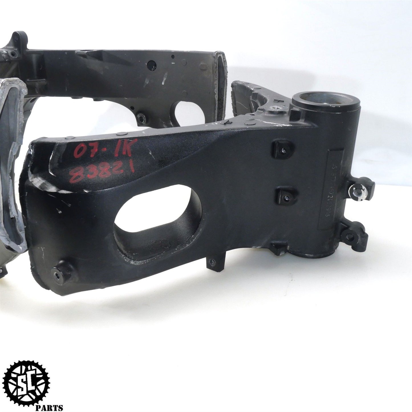 2007 2008 SUZUKI GSXR 1000 MAIN FRAME CHASSIS *C* S72