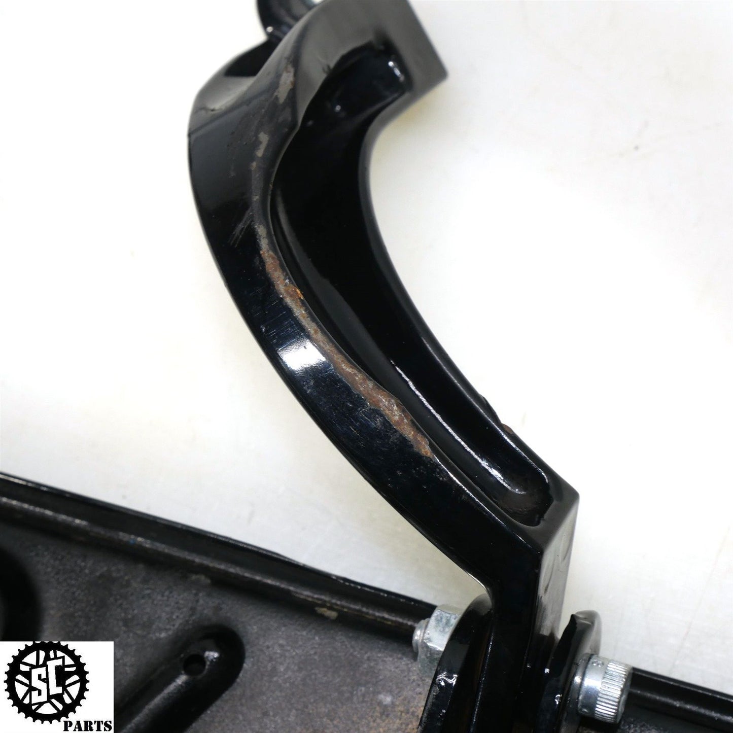 2022 HARLEY DAVIDSON ULTRA LIMITED FRONT FLOOR BOARD BRACKET BLACK HD36