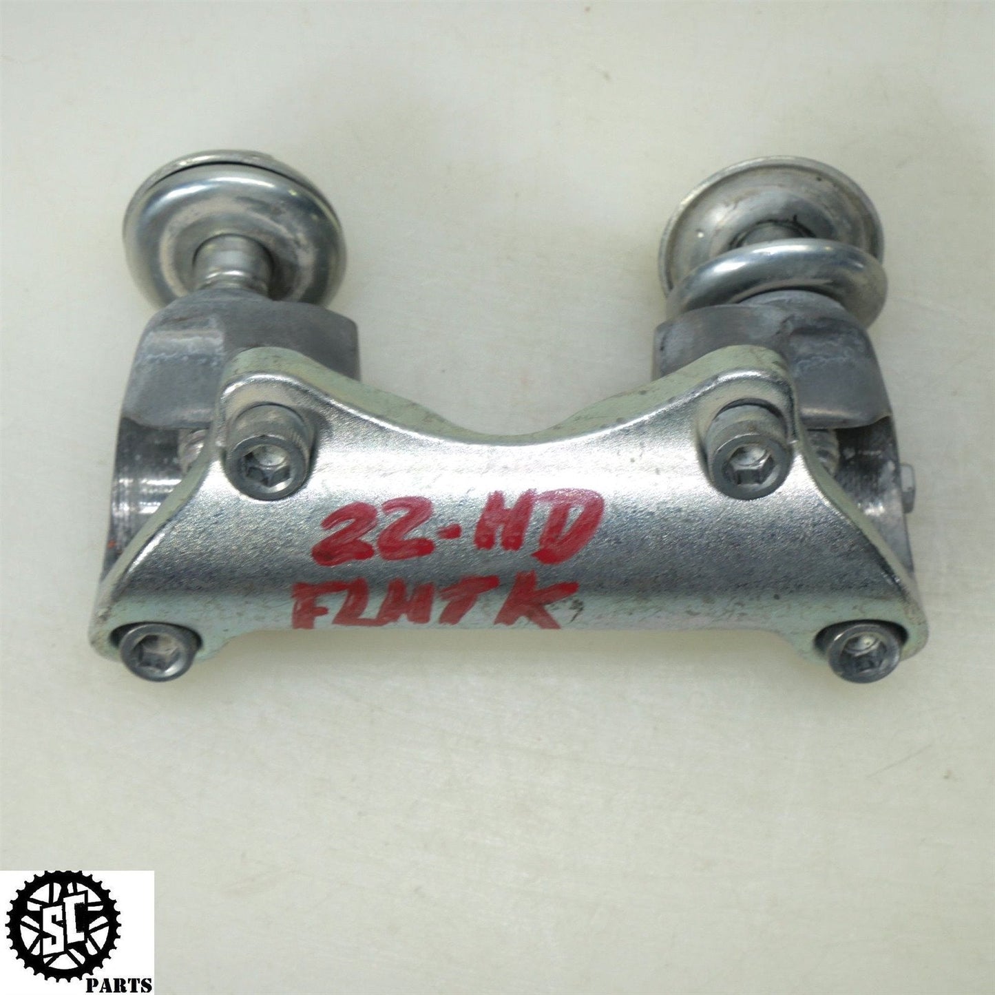 2022 HARLEY DAVIDSON ULTRA LIMITED HANDLEBAR RISER 55900071 HD36