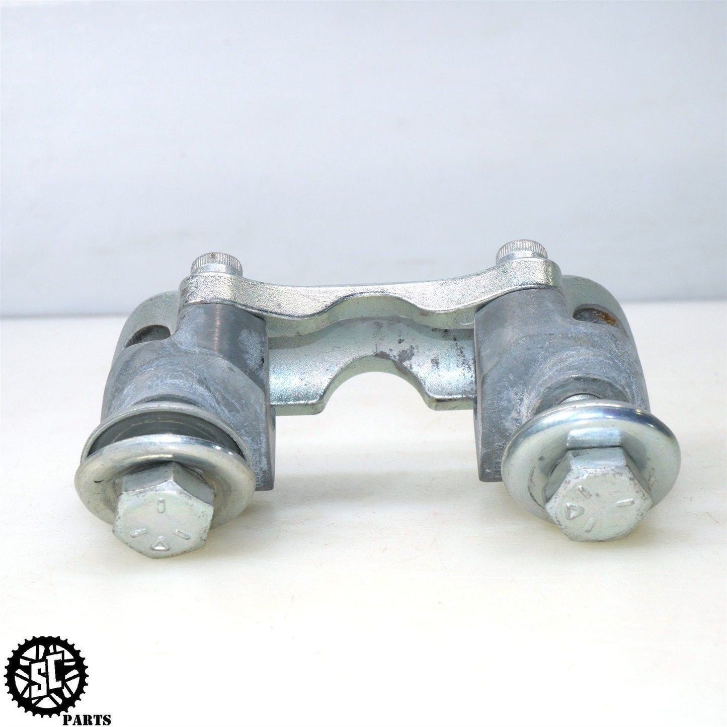 2022 HARLEY DAVIDSON ULTRA LIMITED HANDLEBAR RISER 55900071 HD36