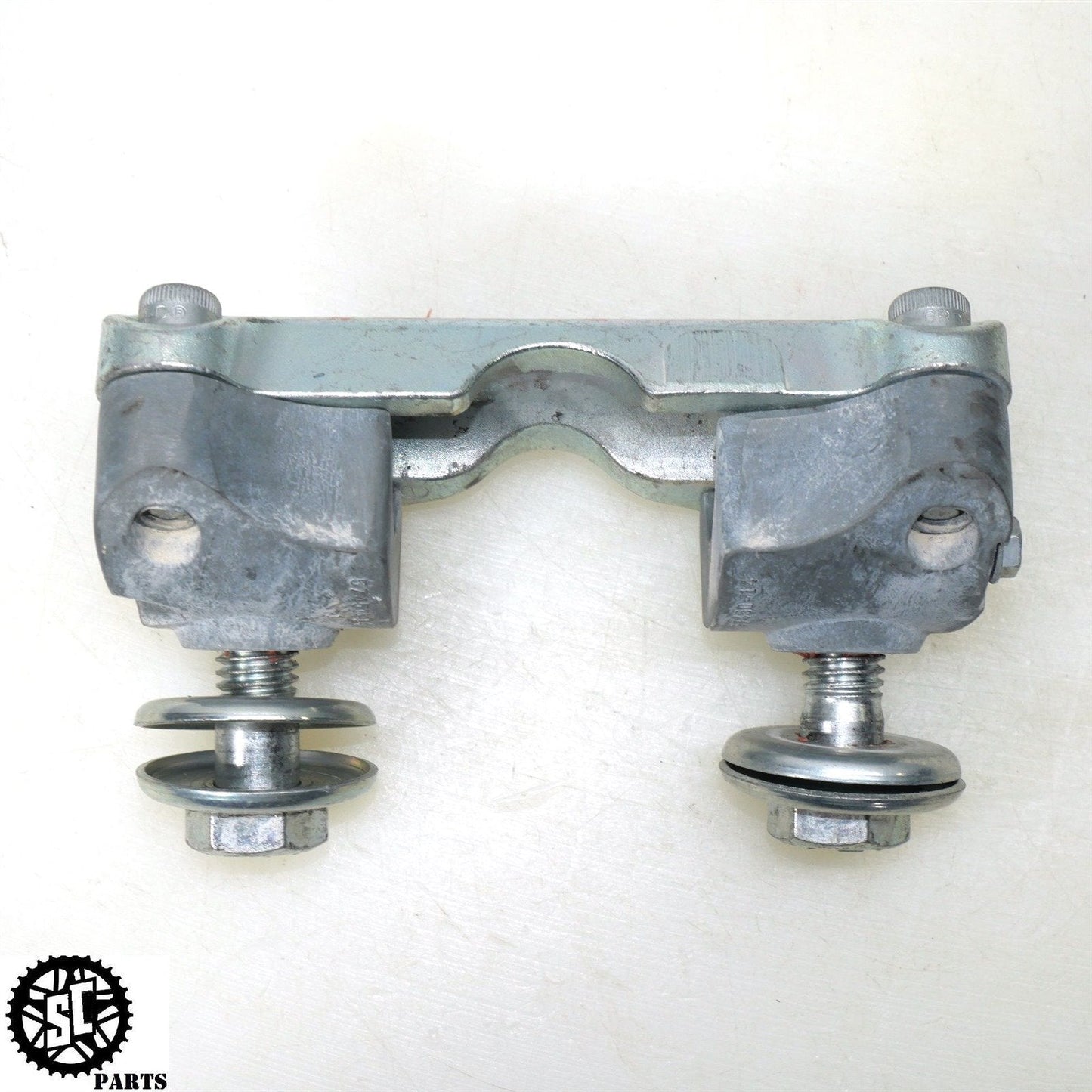 2022 HARLEY DAVIDSON ULTRA LIMITED HANDLEBAR RISER 55900071 HD36