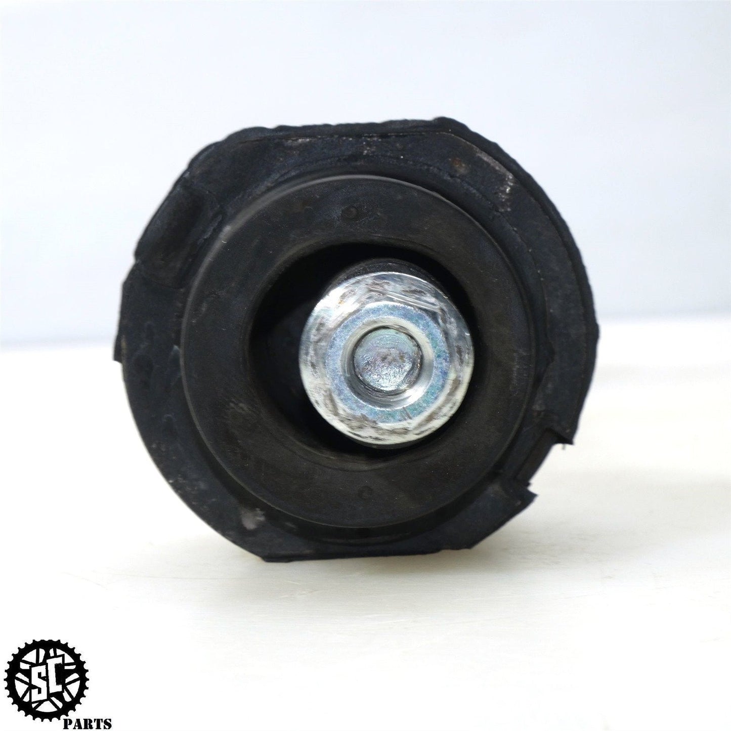 2022 HARLEY DAVIDSON ULTRA LIMITED FRONT ENGINE MOTOR M8 MOUNT ISOLATOR HD36