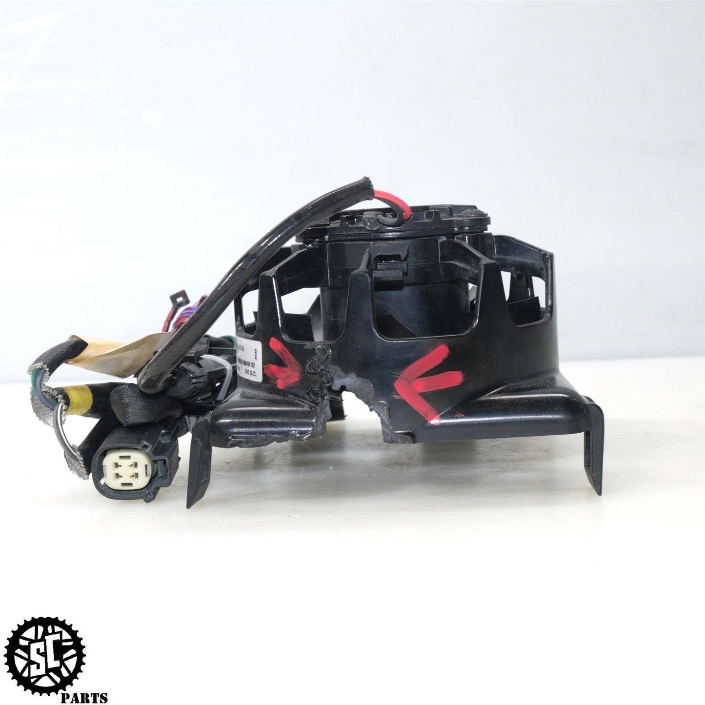 2022 HARLEY DAVIDSON ULTRA LIMITED LEFT RADIATOR FAN 26800007A HD36