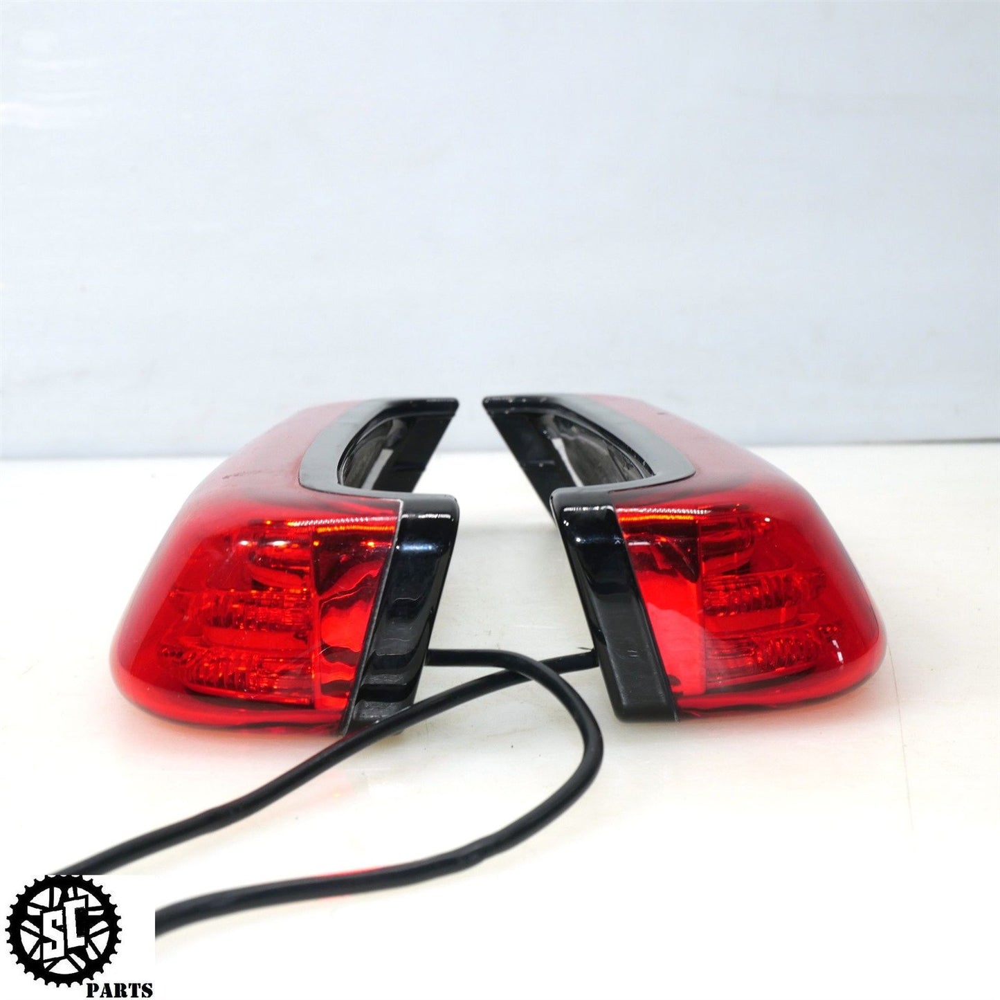 2022 HARLEY DAVIDSON CUSTOM DYNAMICS SADDLEBAG LID FILLER LIGHT STROBE HD36