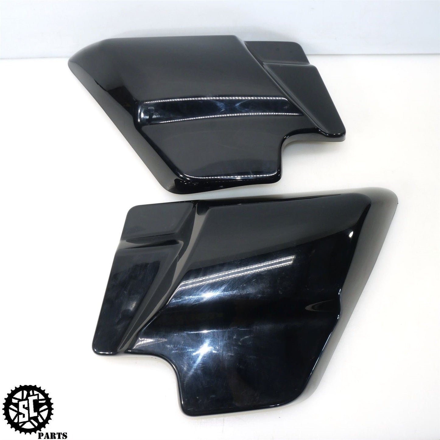 2022 HARLEY DAVIDSON ULTRA LIMITED FRAME SIDE COVER FAIRING BLACK HD36