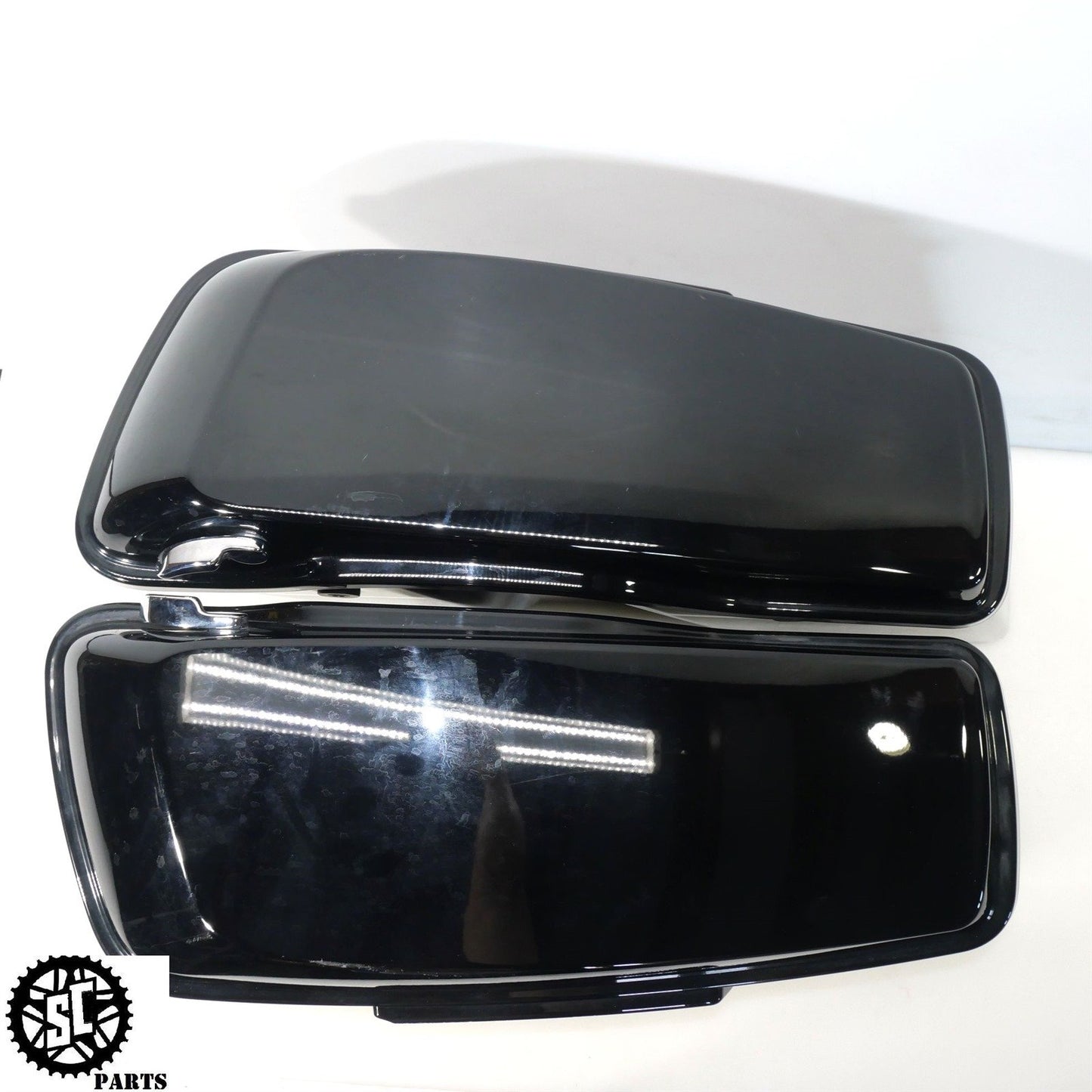 2022 HARLEY DAVIDSON ULTRA LIMITED LEFT RIGHT SADDLEBAGS BLACK HD36