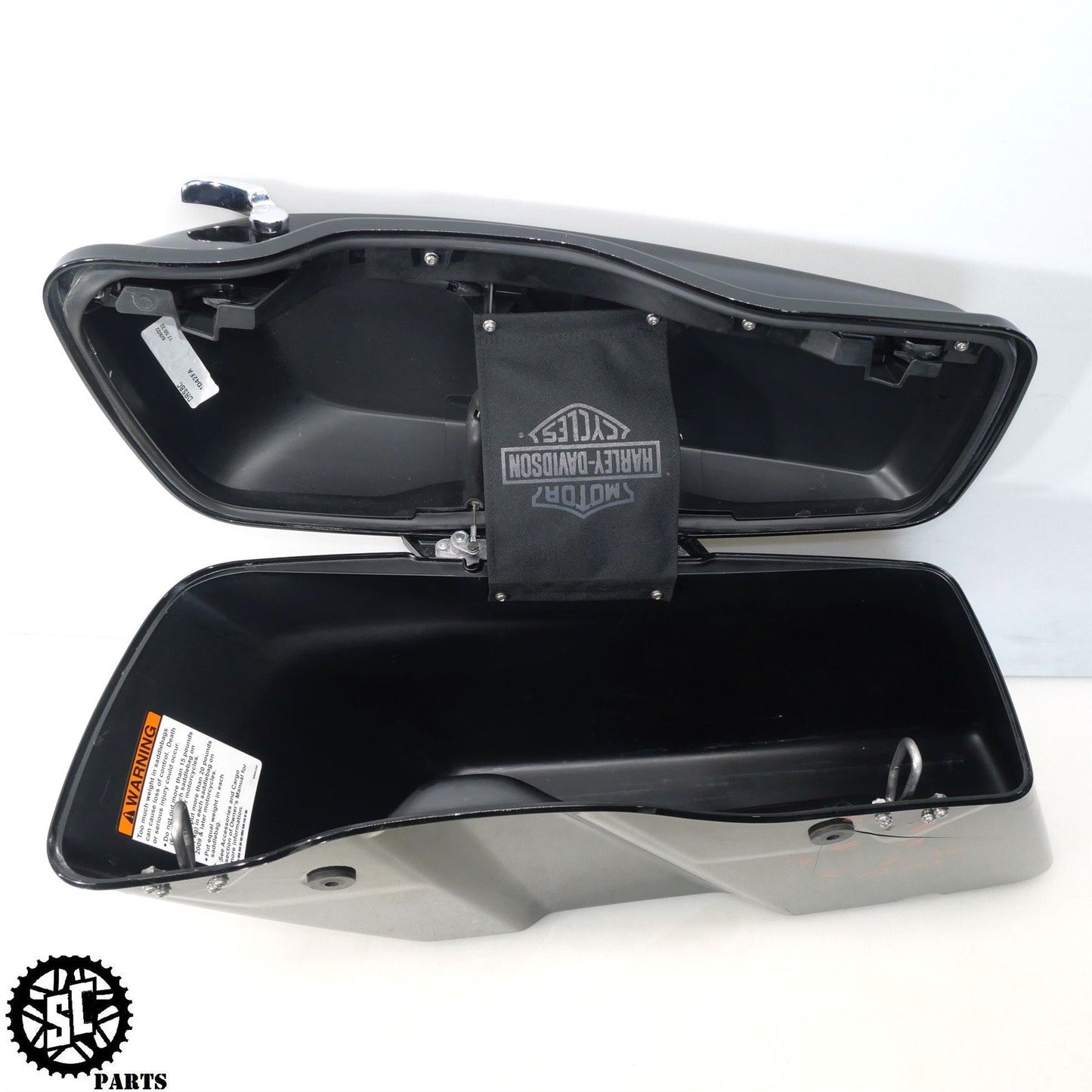 2022 HARLEY DAVIDSON ULTRA LIMITED LEFT RIGHT SADDLEBAGS BLACK HD36