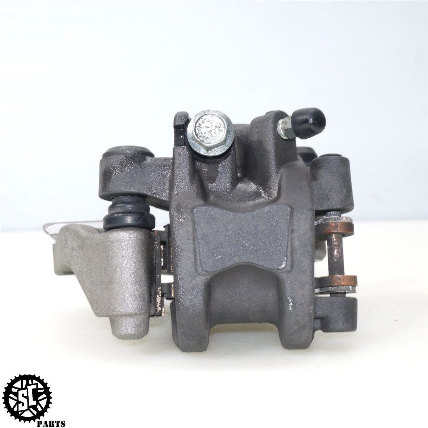 2018 SUZUKI GSXR 600 750 REAR BRAKE CALIPER BRACKET S76