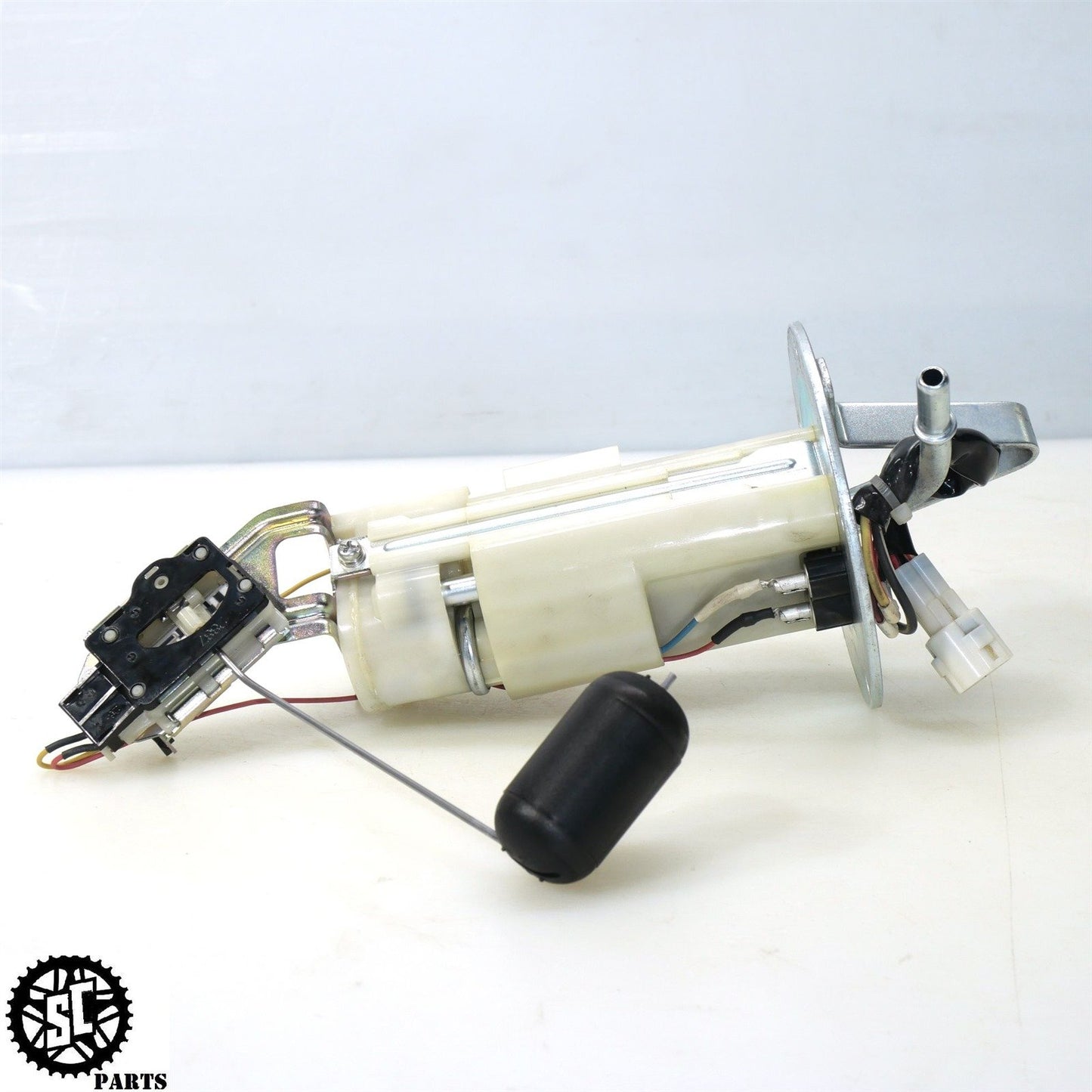 2018 SUZUKI GSXR 600 750 FUEL PUMP SENDING UNIT 15100-14J01 S76