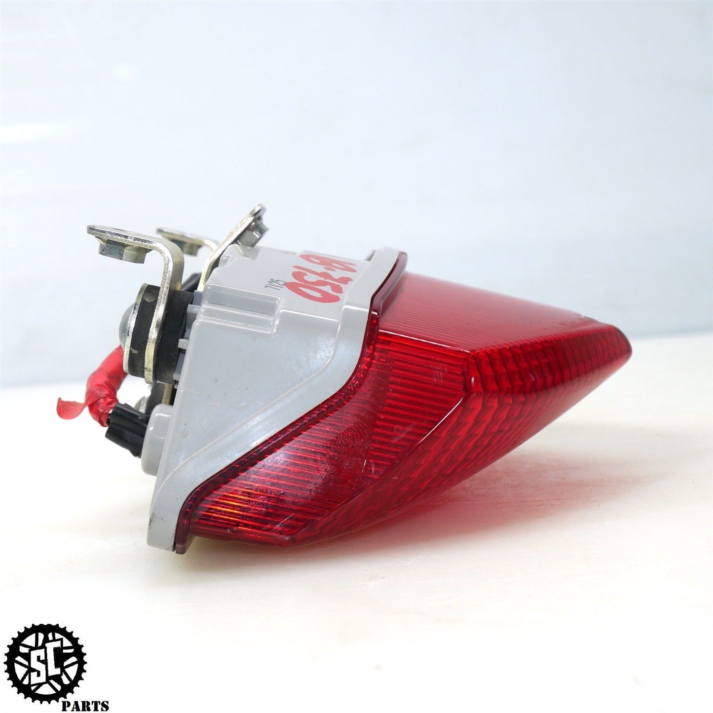 2018 SUZUKI GSXR 600 750 REAR TAIL BRAKE LIGHT 35710-14J30 S76