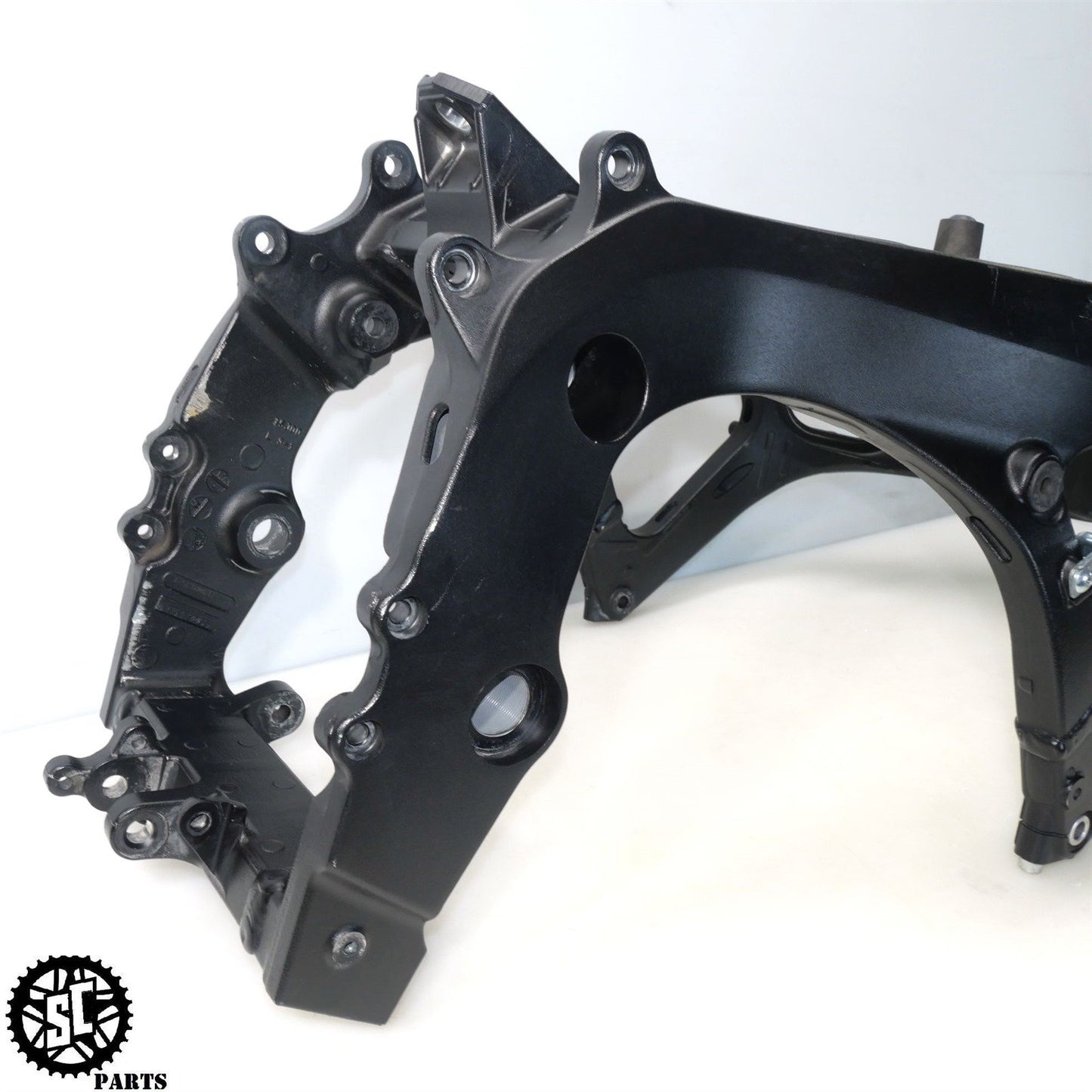 2018 SUZUKI GSXR 600 750 FRAME CHASSIS *S* S76