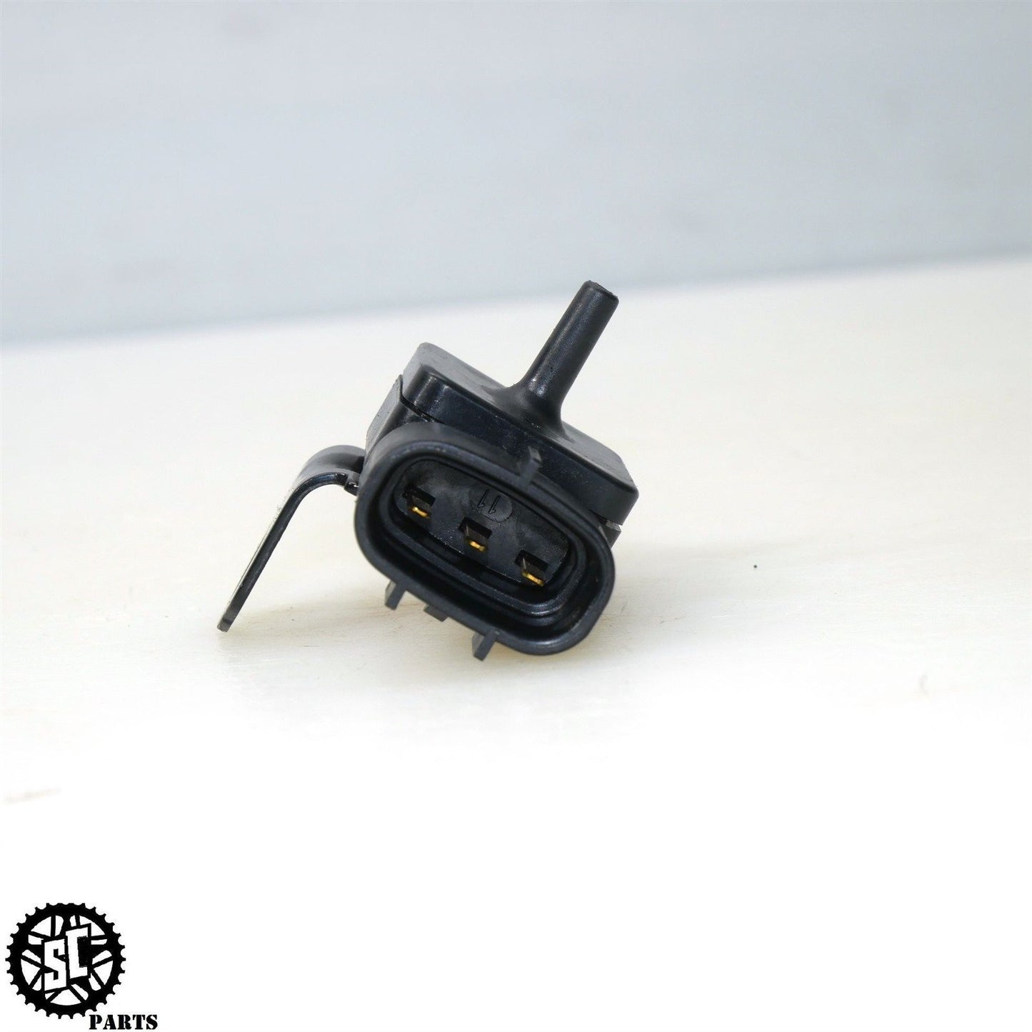 2001-2003 SUZUKI GSXR 600 750 MAP PRESSURE BOOST SENSOR 15620-35F00 S61