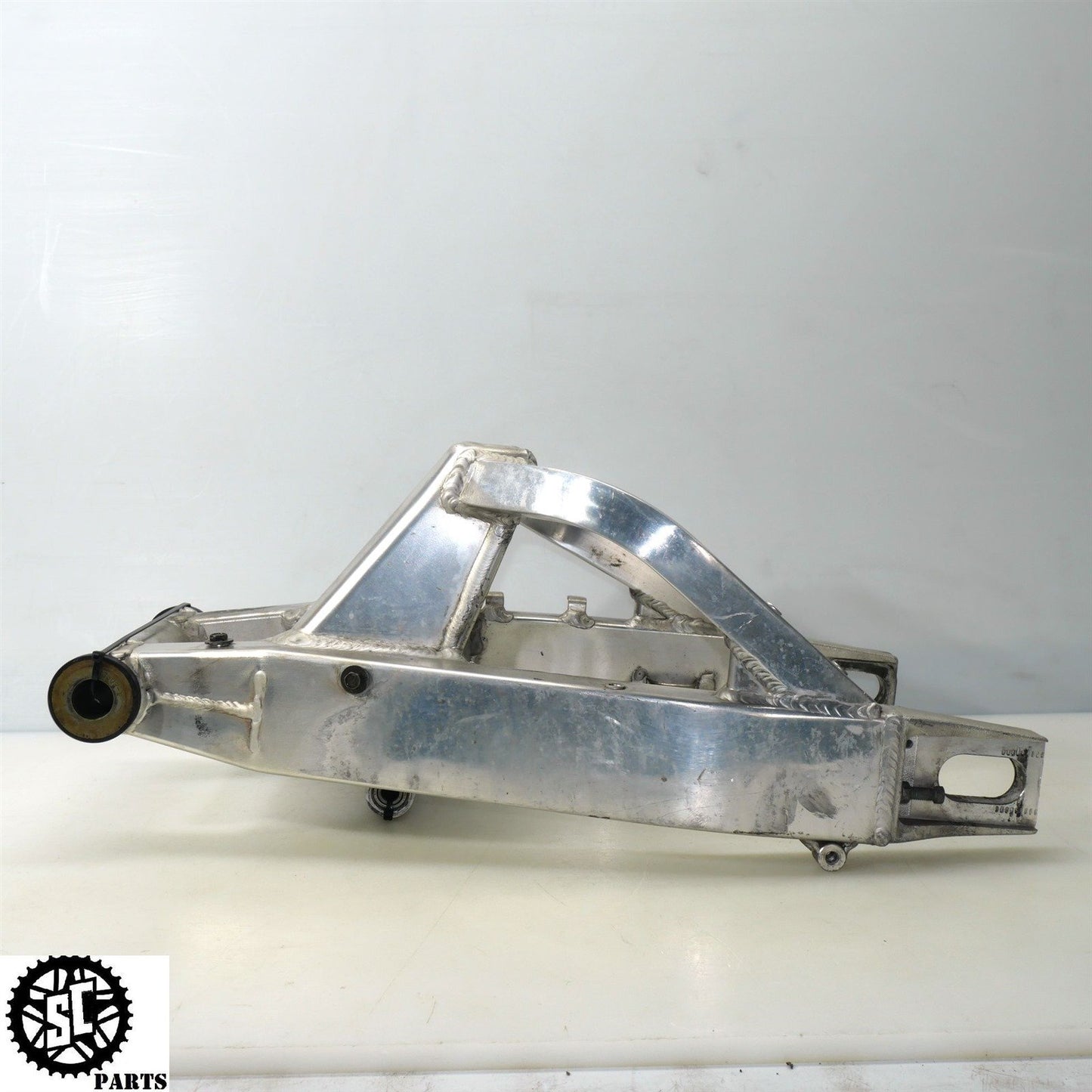 2001-2003 SUZUKI GSXR 750 REAR SWINGARM S61