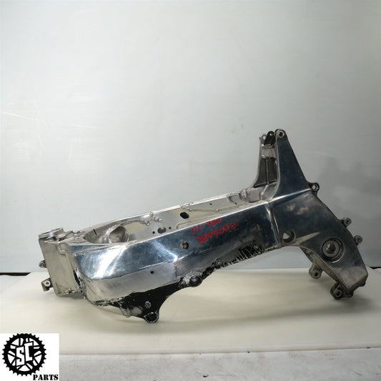 2001-2003 SUZUKI GSXR 600 750 FRAME CHASSIS *C* S61