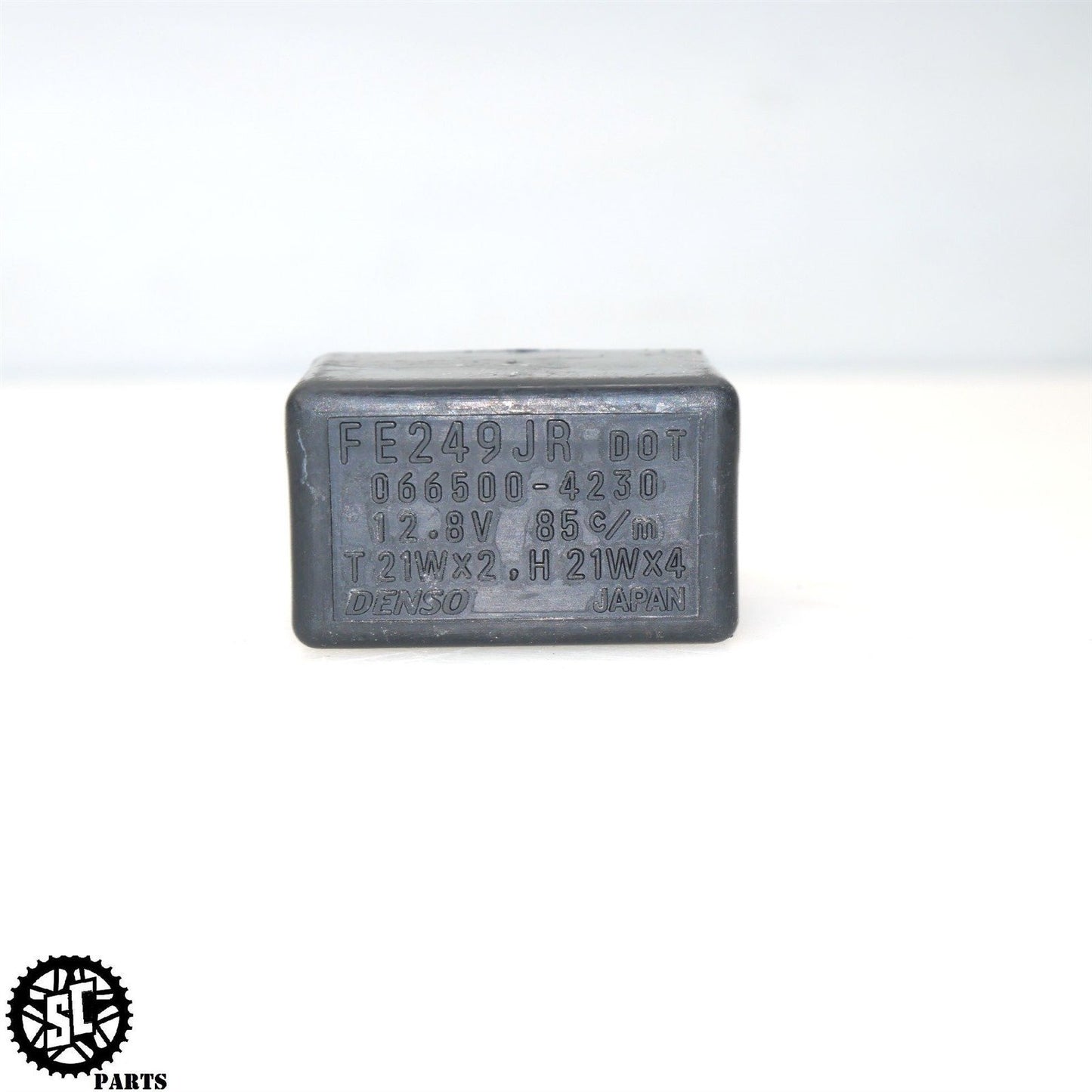 06 07 SUZUKI GSXR 750 FLASHER RELAY FUSE MAIN FUEL PUMP S64