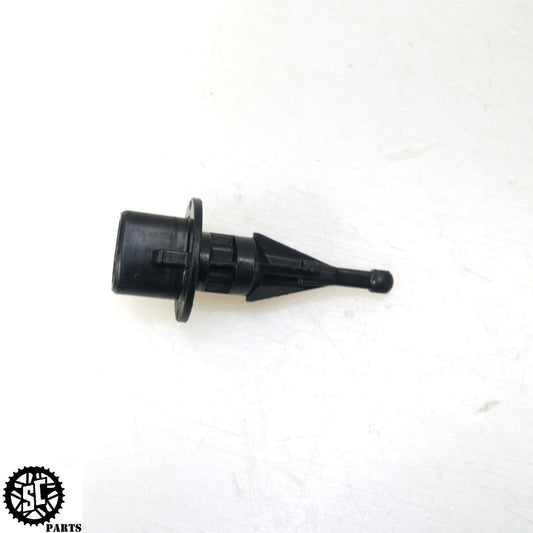 06 07 SUZUKI GSXR 750 AIR TEMPERATURE SENSOR 13650-52G00 S64